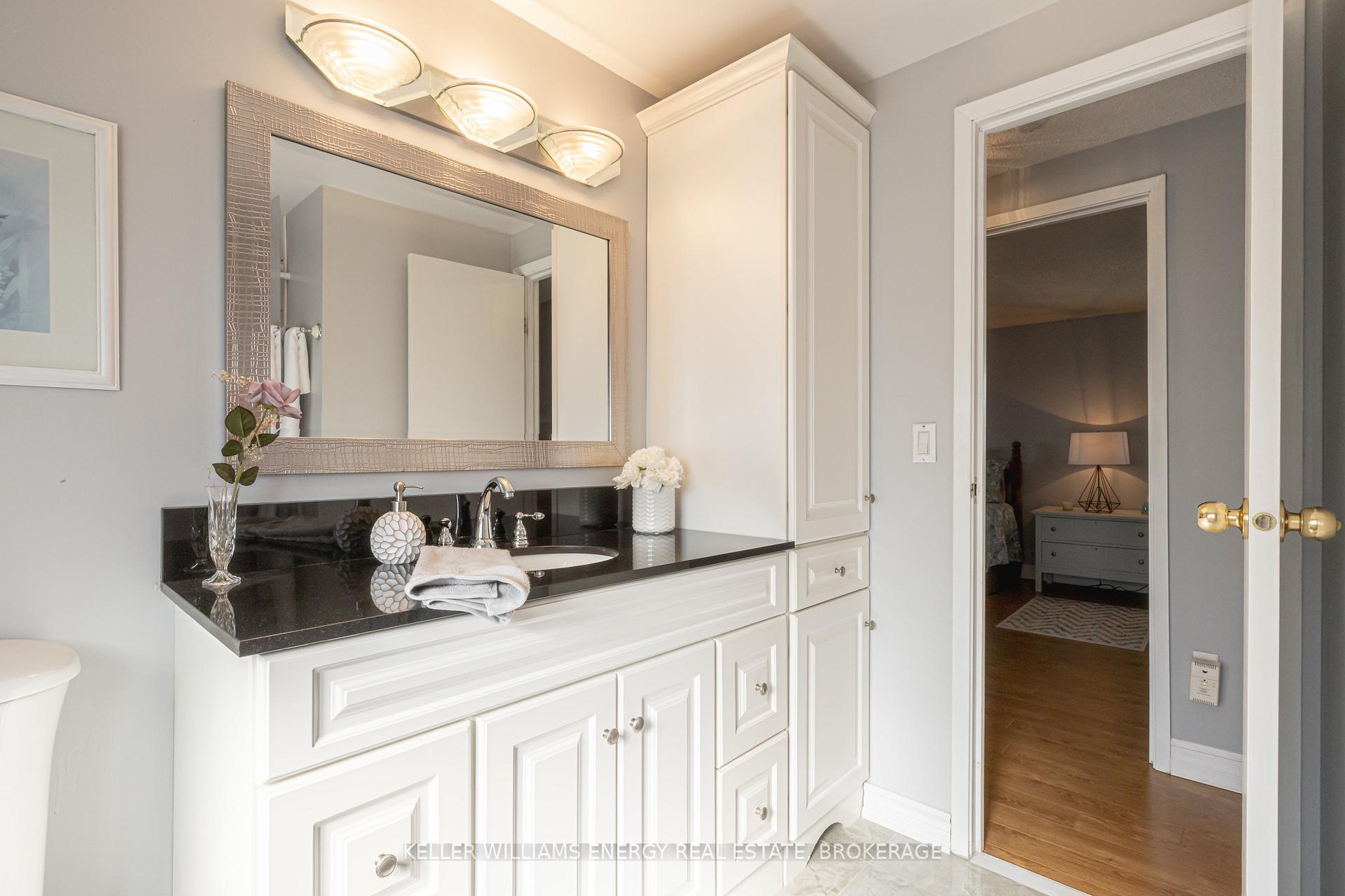 Photo 15 of 528 Annandale Street, Oshawa, Donevan — HOMEH