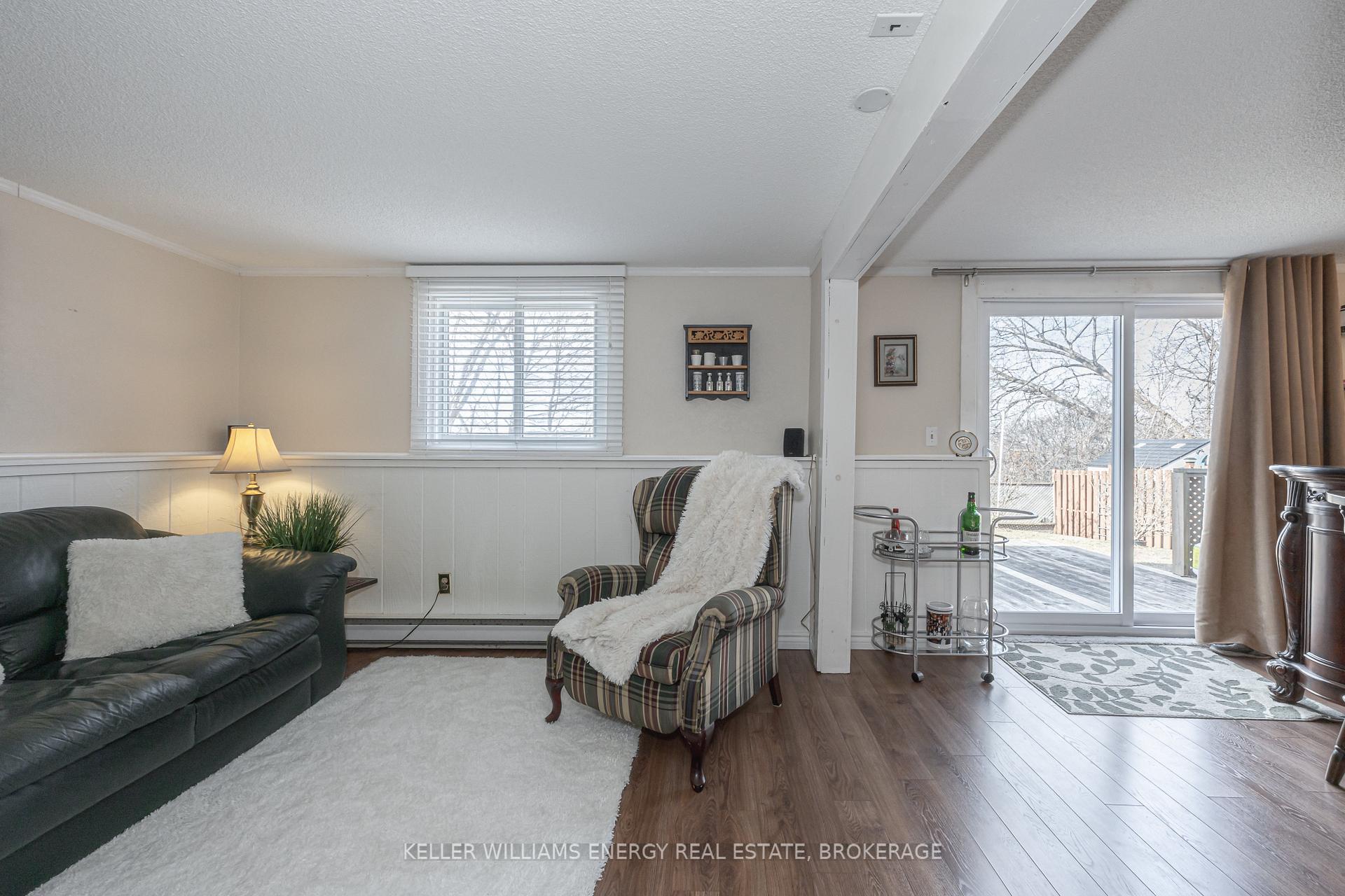 Photo 17 of 528 Annandale Street, Oshawa, Donevan — HOMEH