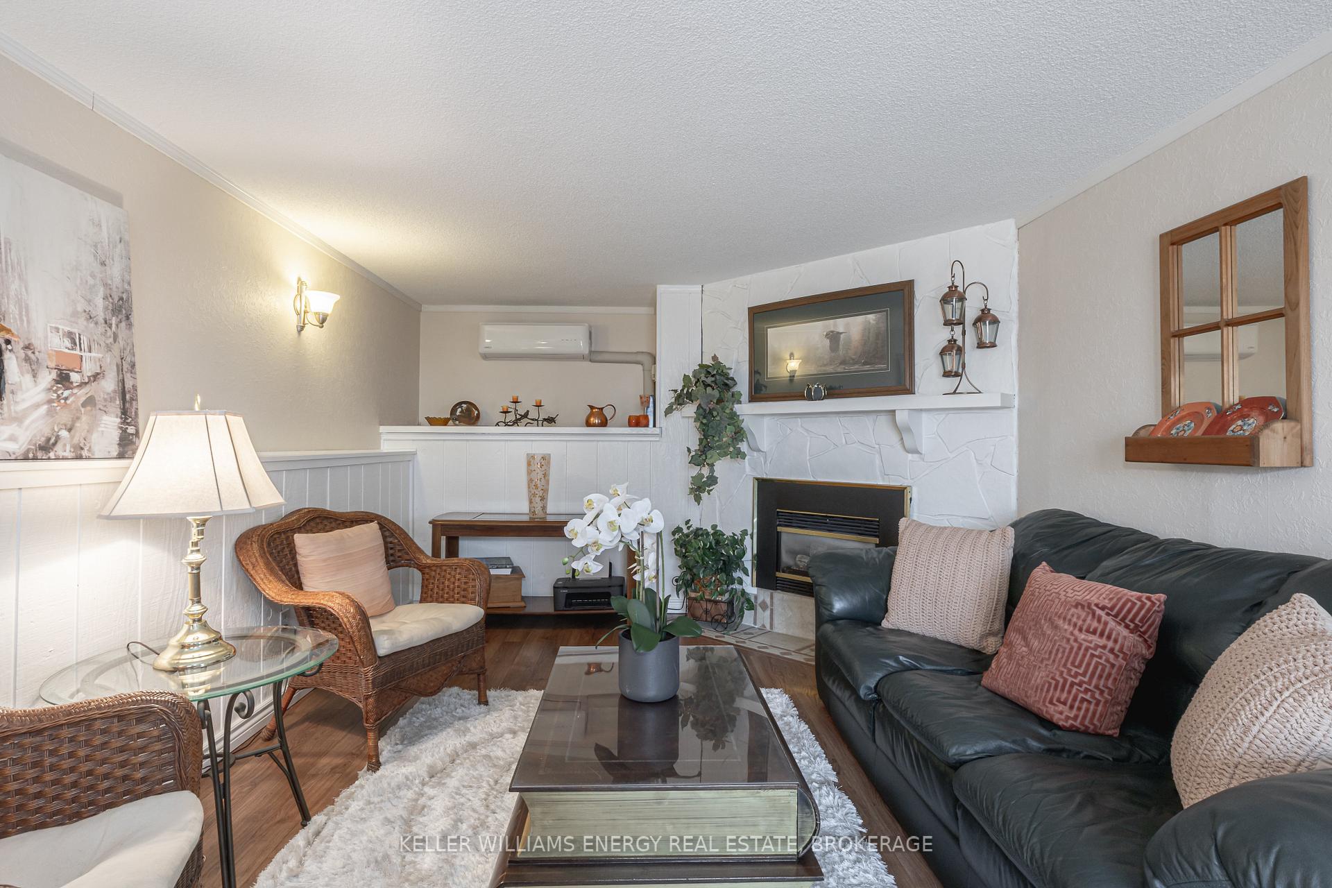 Photo 19 of 528 Annandale Street, Oshawa, Donevan — HOMEH