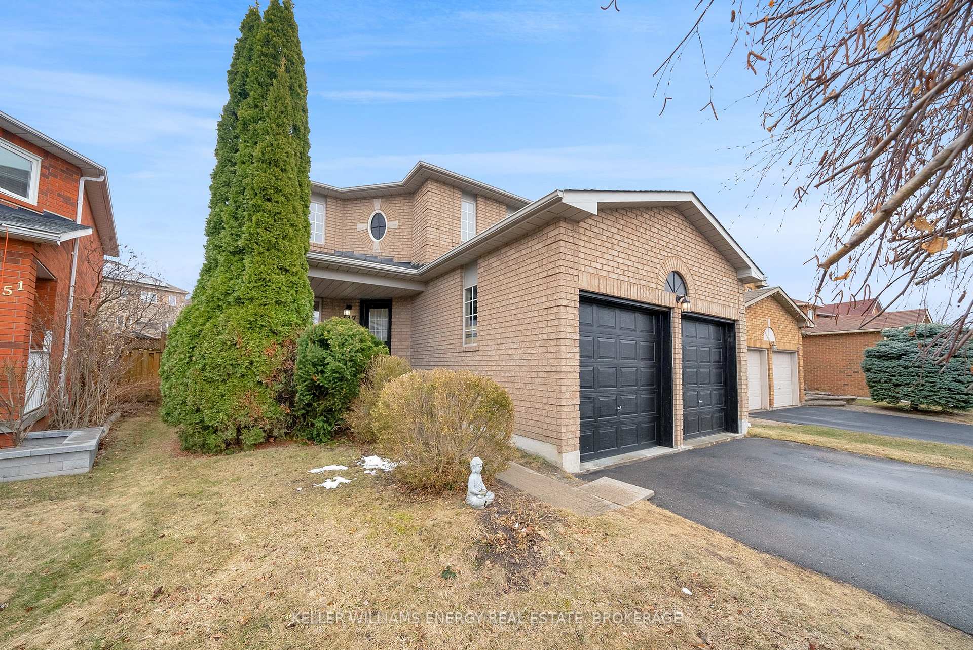 Photo 3 of 447 Ormond Drive, Oshawa, Samac — HOMEH