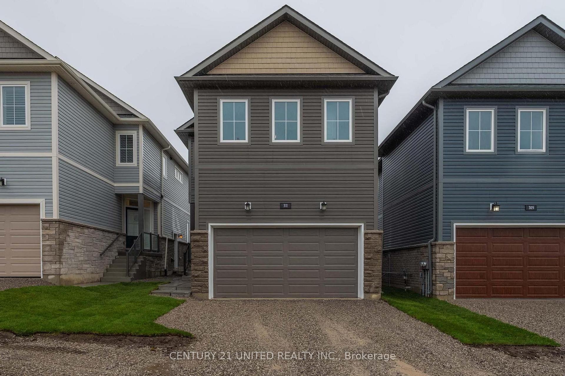 Photo 1 of 311 Mullighan Gardens, Peterborough, Monaghan Ward 2 — HOMEH