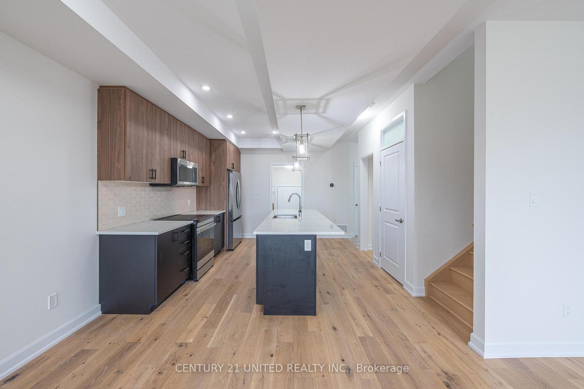 Photo 9 of 311 Mullighan Gardens, Peterborough, Monaghan Ward 2 — HOMEH