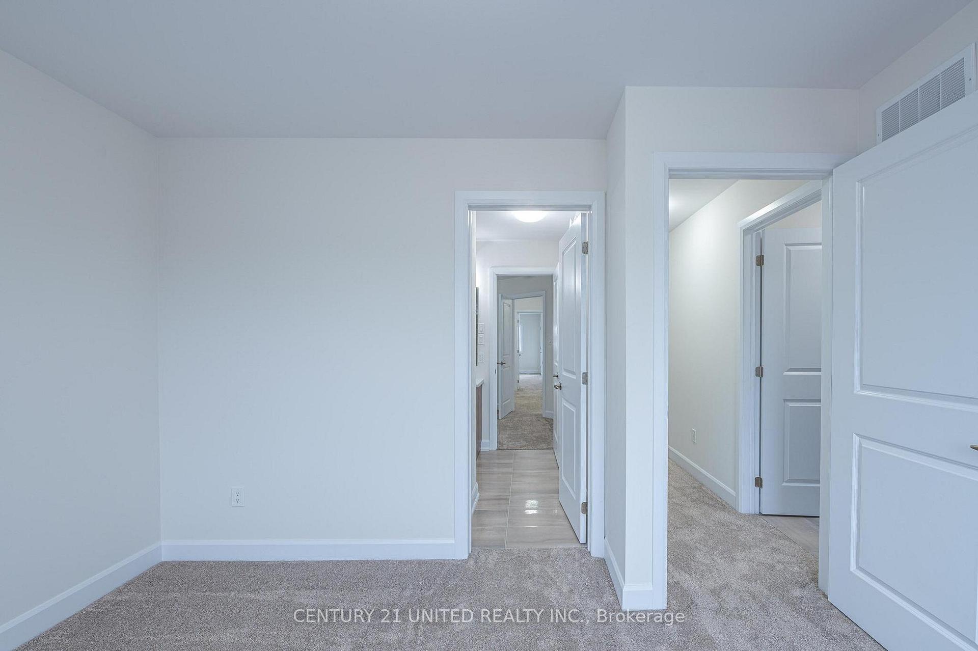 Photo 16 of 311 Mullighan Gardens, Peterborough, Monaghan Ward 2 — HOMEH