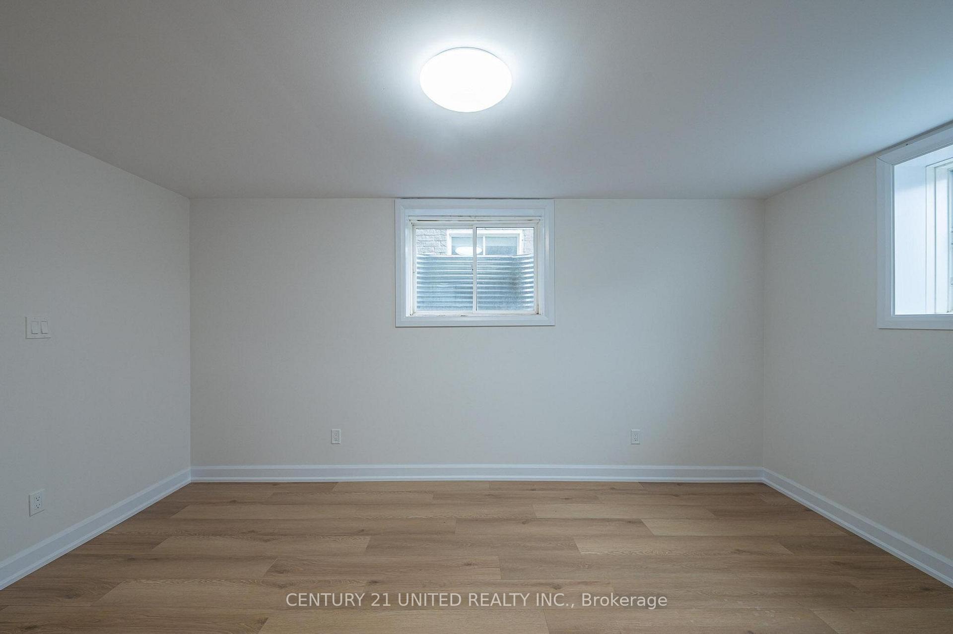 Photo 35 of 311 Mullighan Gardens, Peterborough, Monaghan Ward 2 — HOMEH