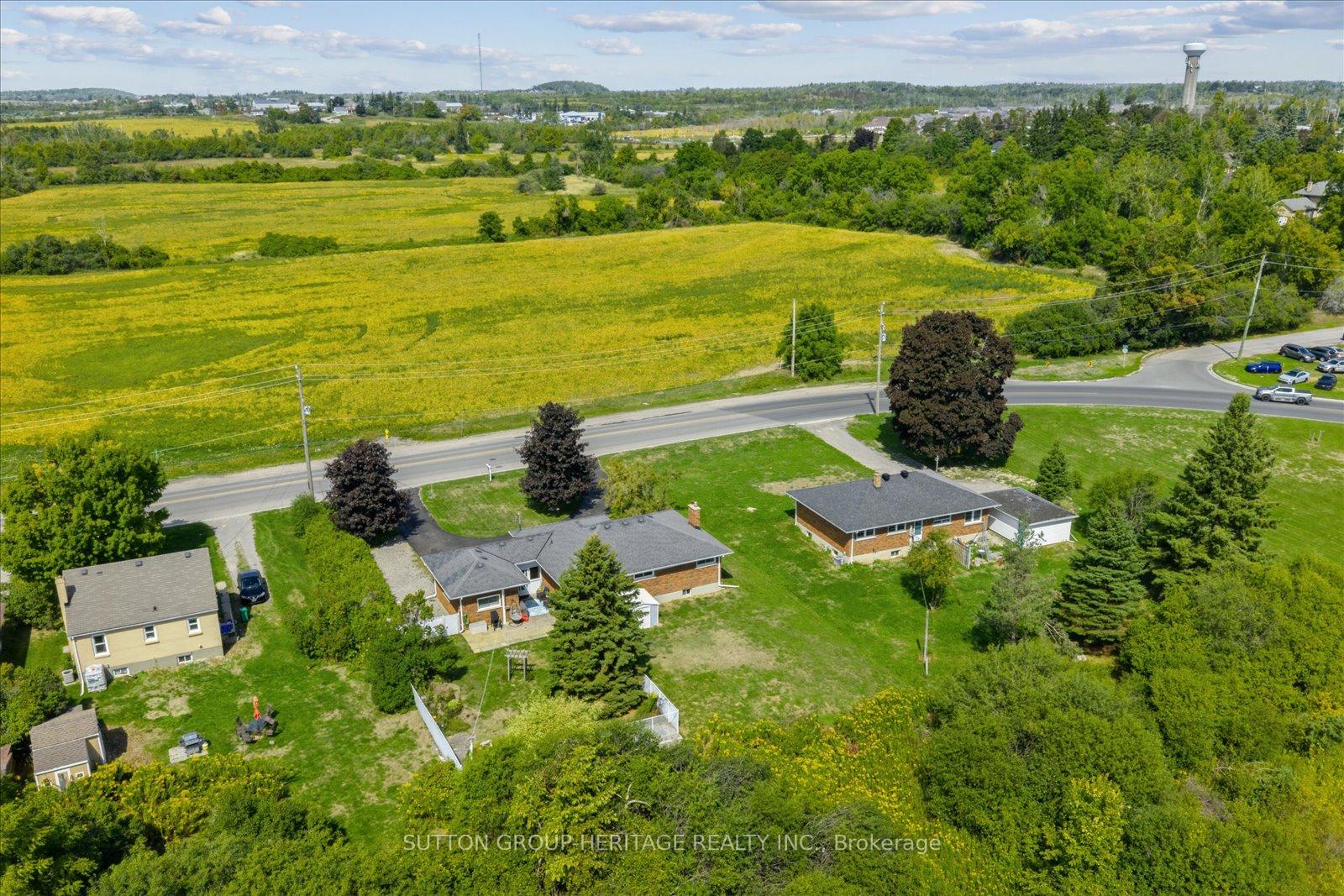 Photo 4 of 619 Towerhill Road, Peterborough, Northcrest Ward 5 — HOMEH