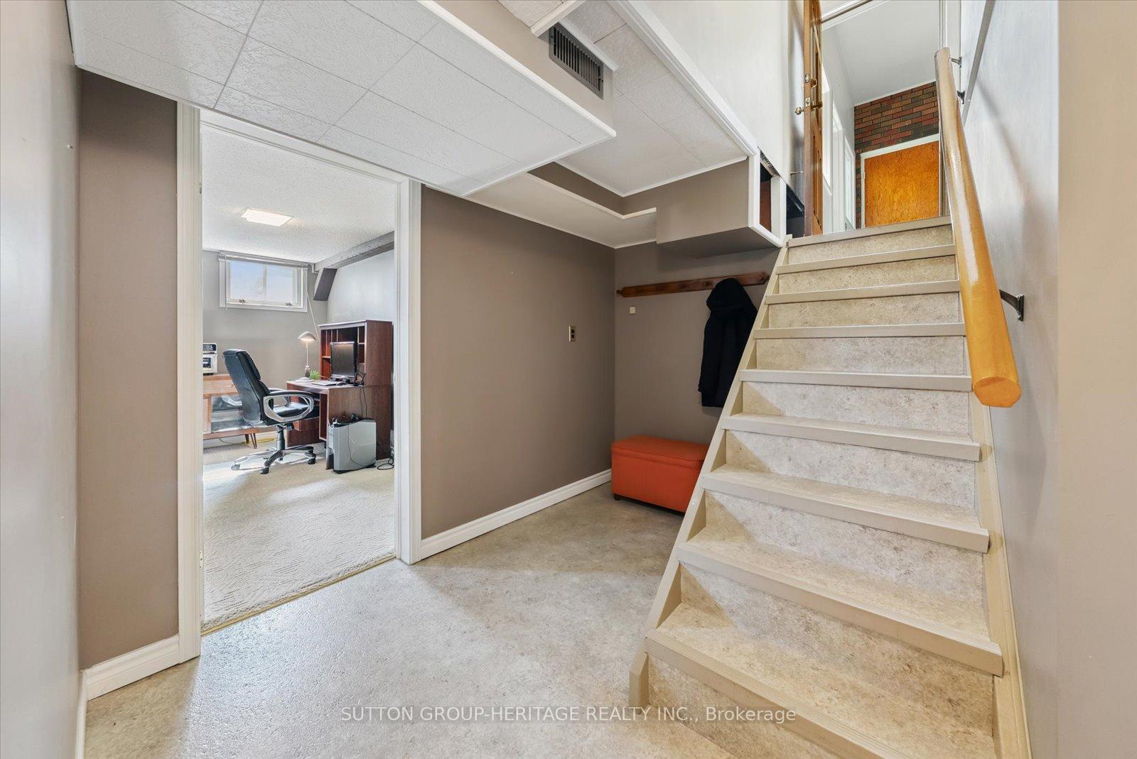 Photo 26 of 619 Towerhill Road, Peterborough, Northcrest Ward 5 — HOMEH