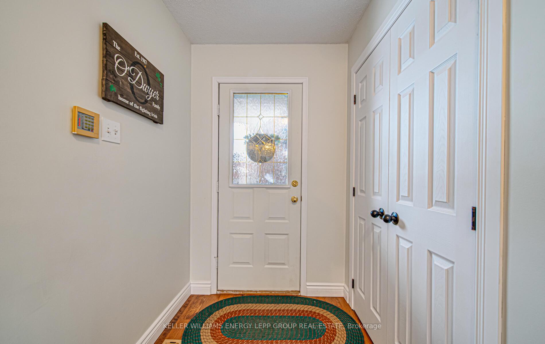 Photo 5 of 38 Fencerow Drive, Whitby, Rolling Acres — HOMEH
