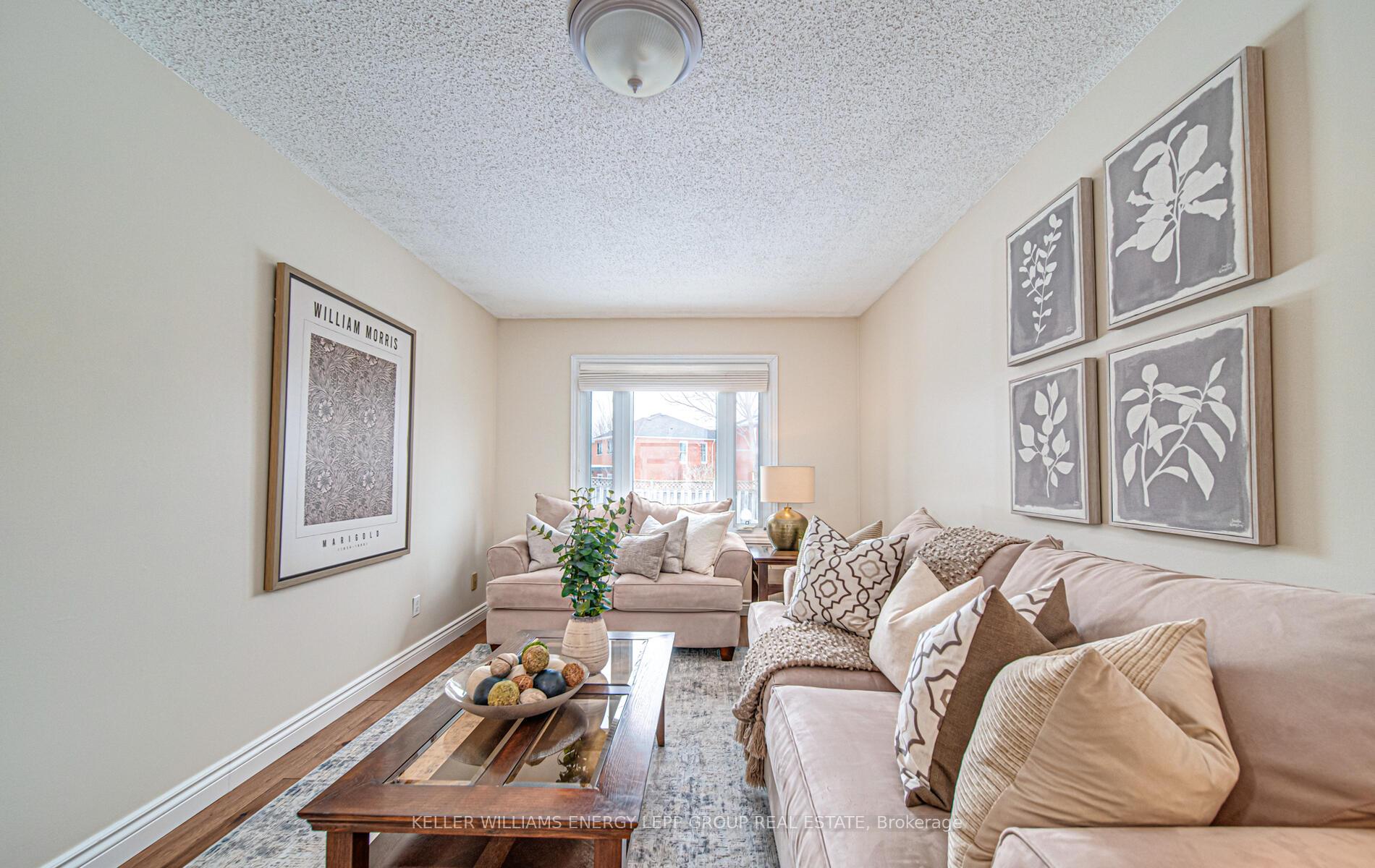 Photo 20 of 38 Fencerow Drive, Whitby, Rolling Acres — HOMEH