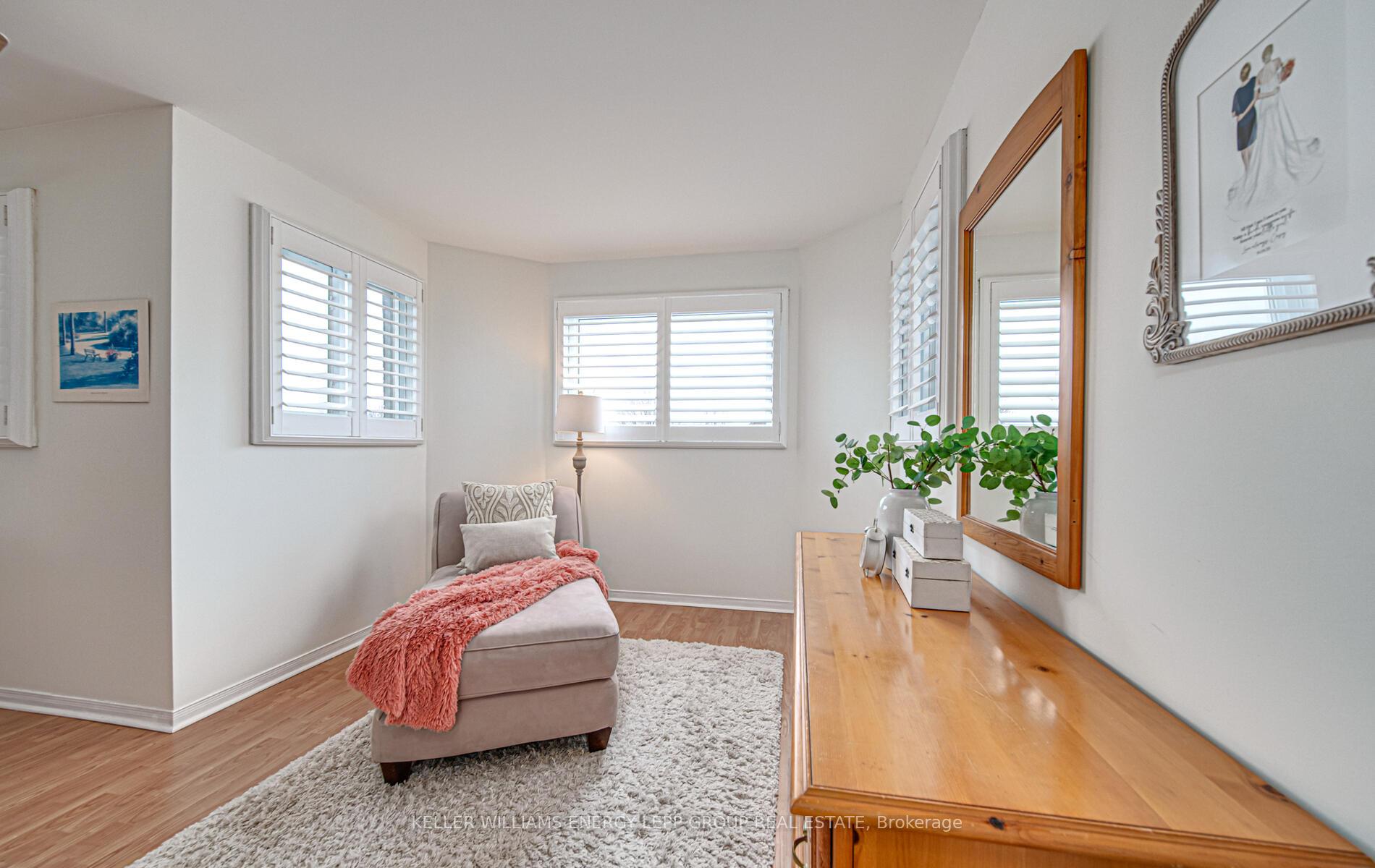 Photo 23 of 38 Fencerow Drive, Whitby, Rolling Acres — HOMEH