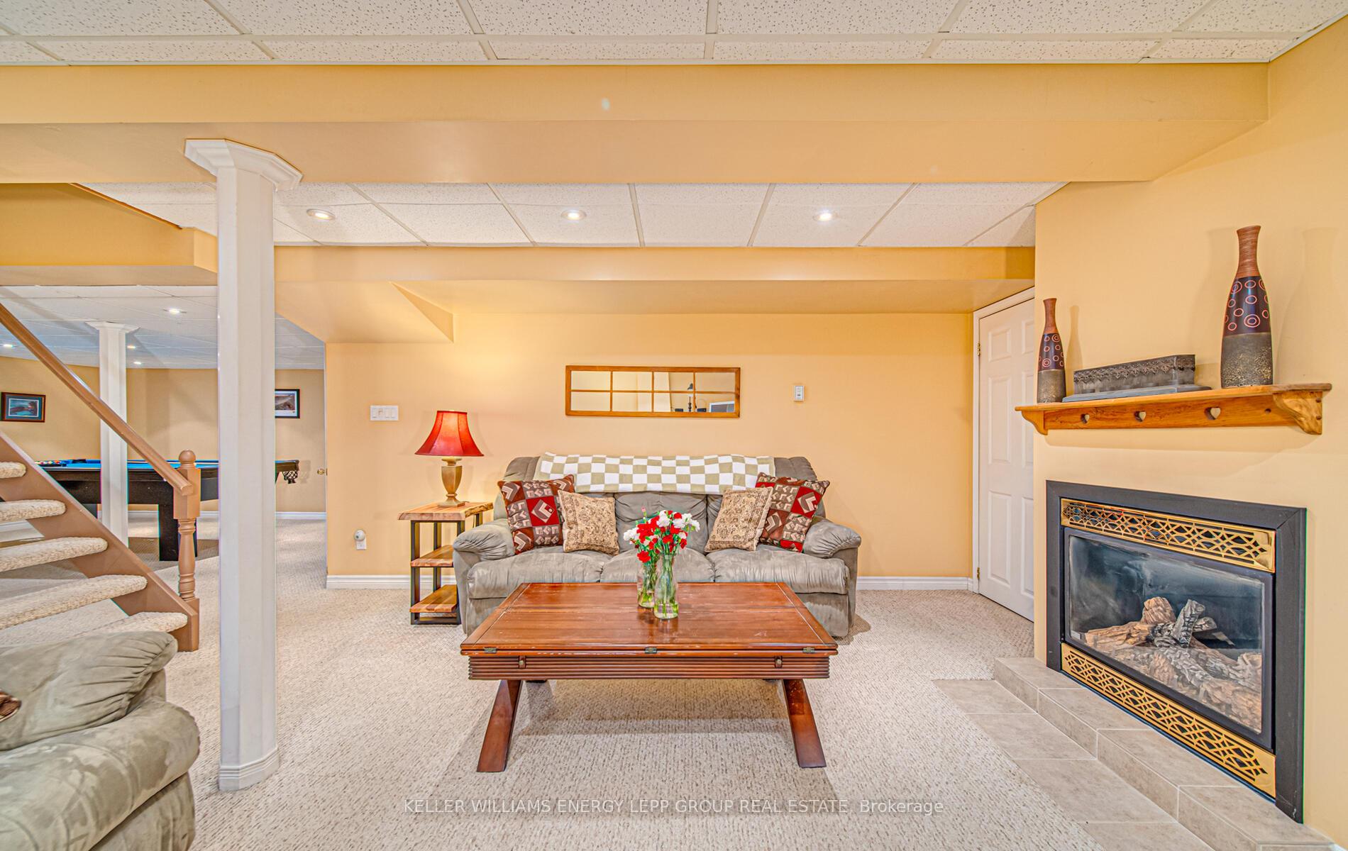 Photo 37 of 38 Fencerow Drive, Whitby, Rolling Acres — HOMEH