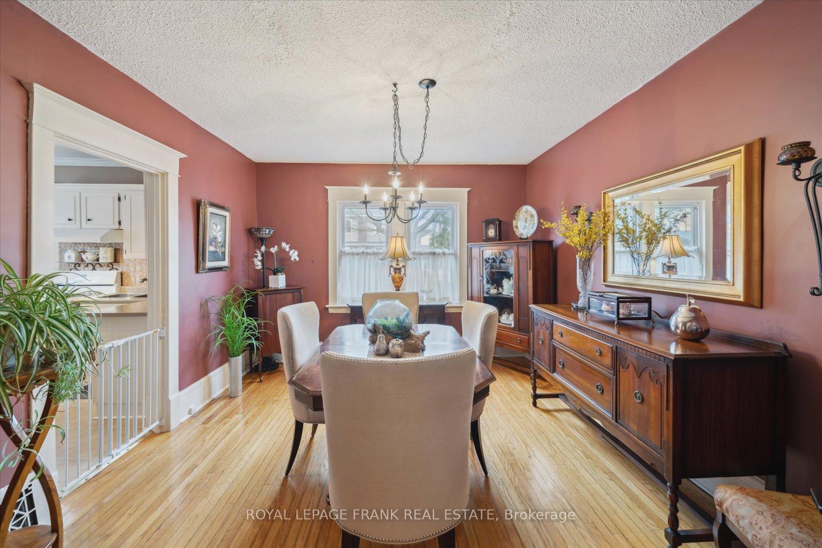 Photo 12 of 290 Arthur Street, Oshawa, Central — HOMEH