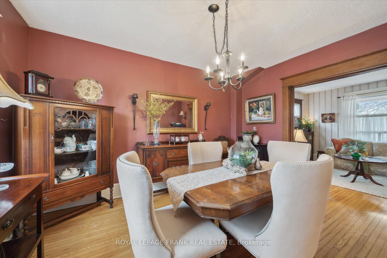 Photo 13 of 290 Arthur Street, Oshawa, Central — HOMEH