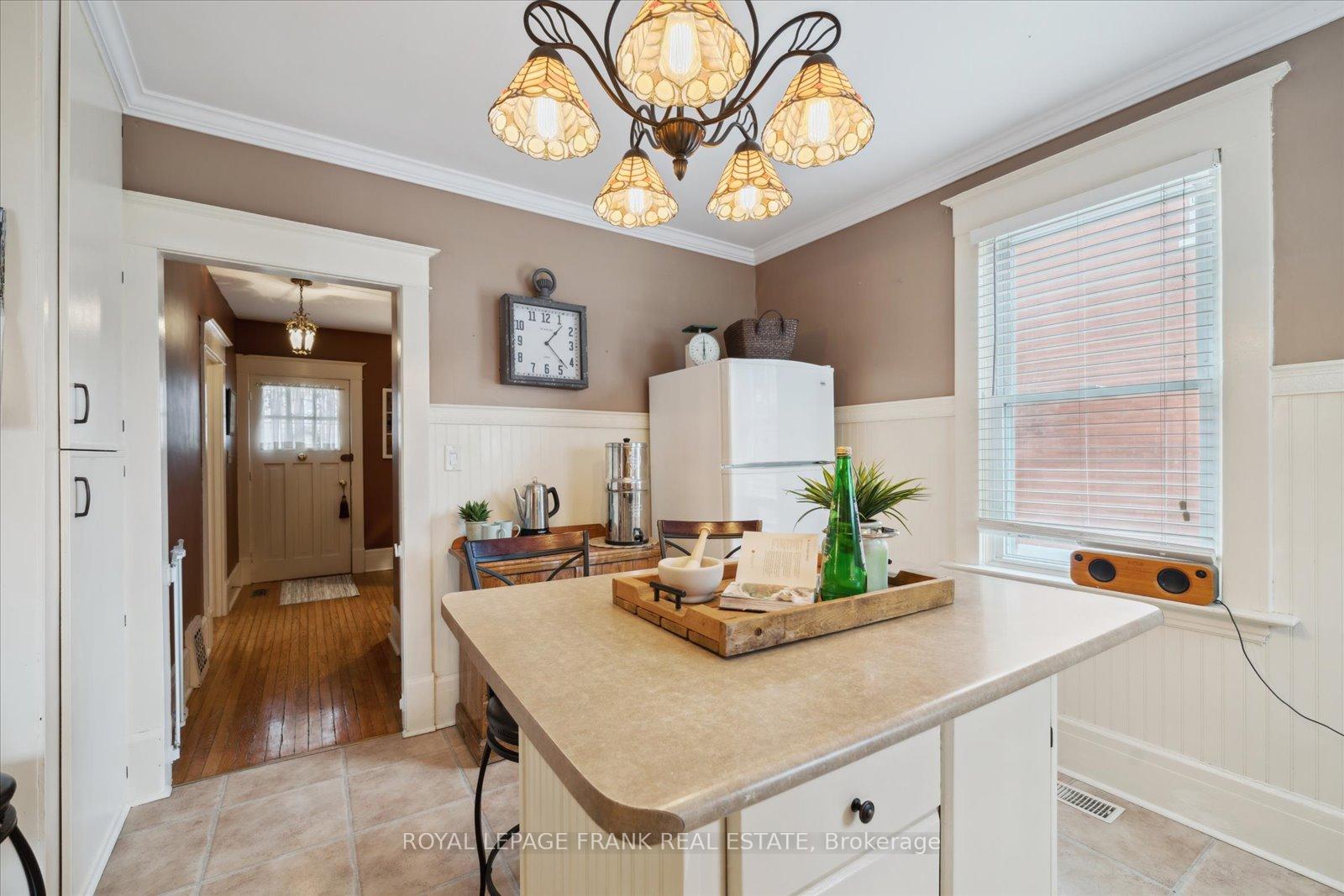 Photo 16 of 290 Arthur Street, Oshawa, Central — HOMEH
