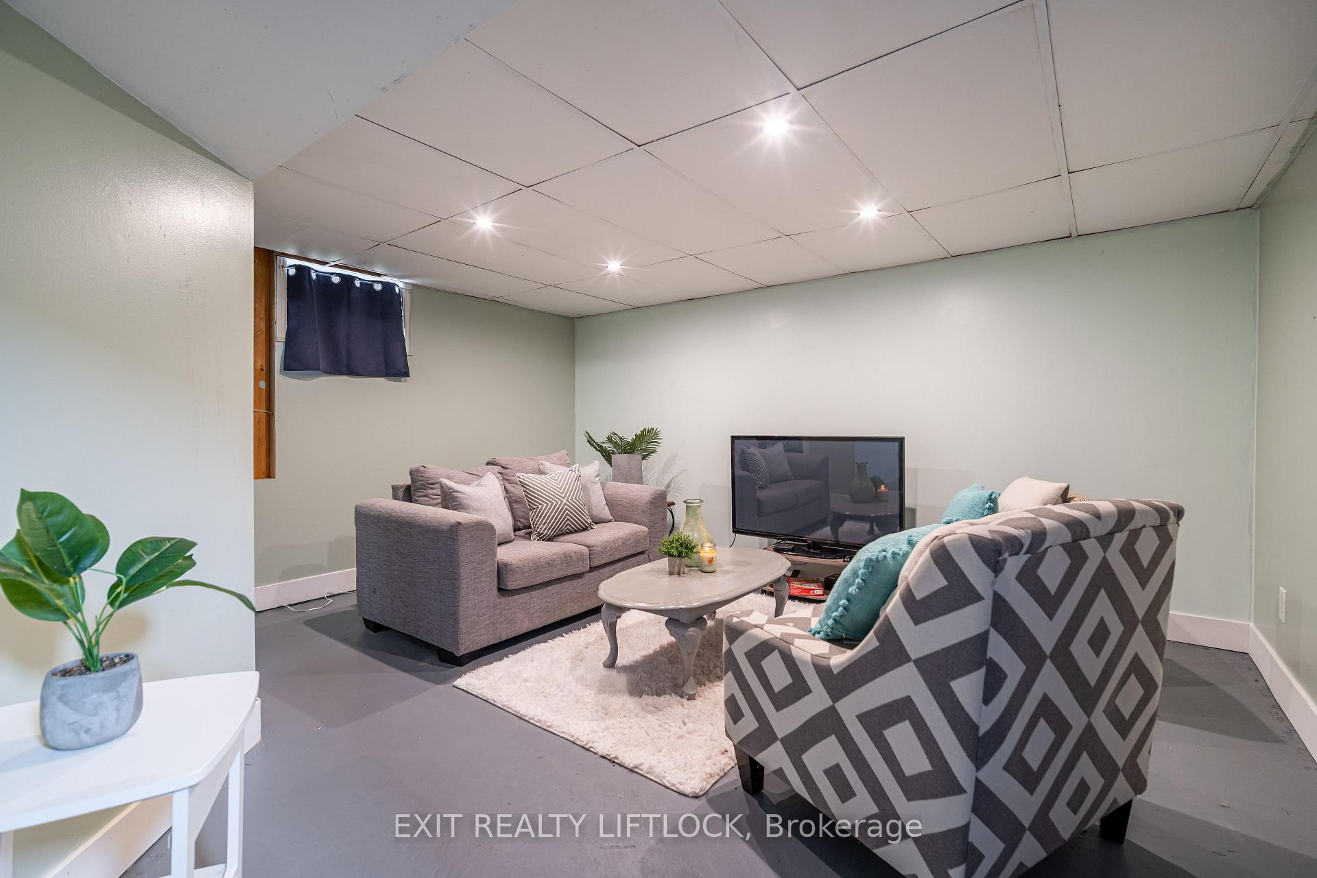 Photo 11 of 489 Hamilton Street, Peterborough, Otonabee Ward 1 — HOMEH