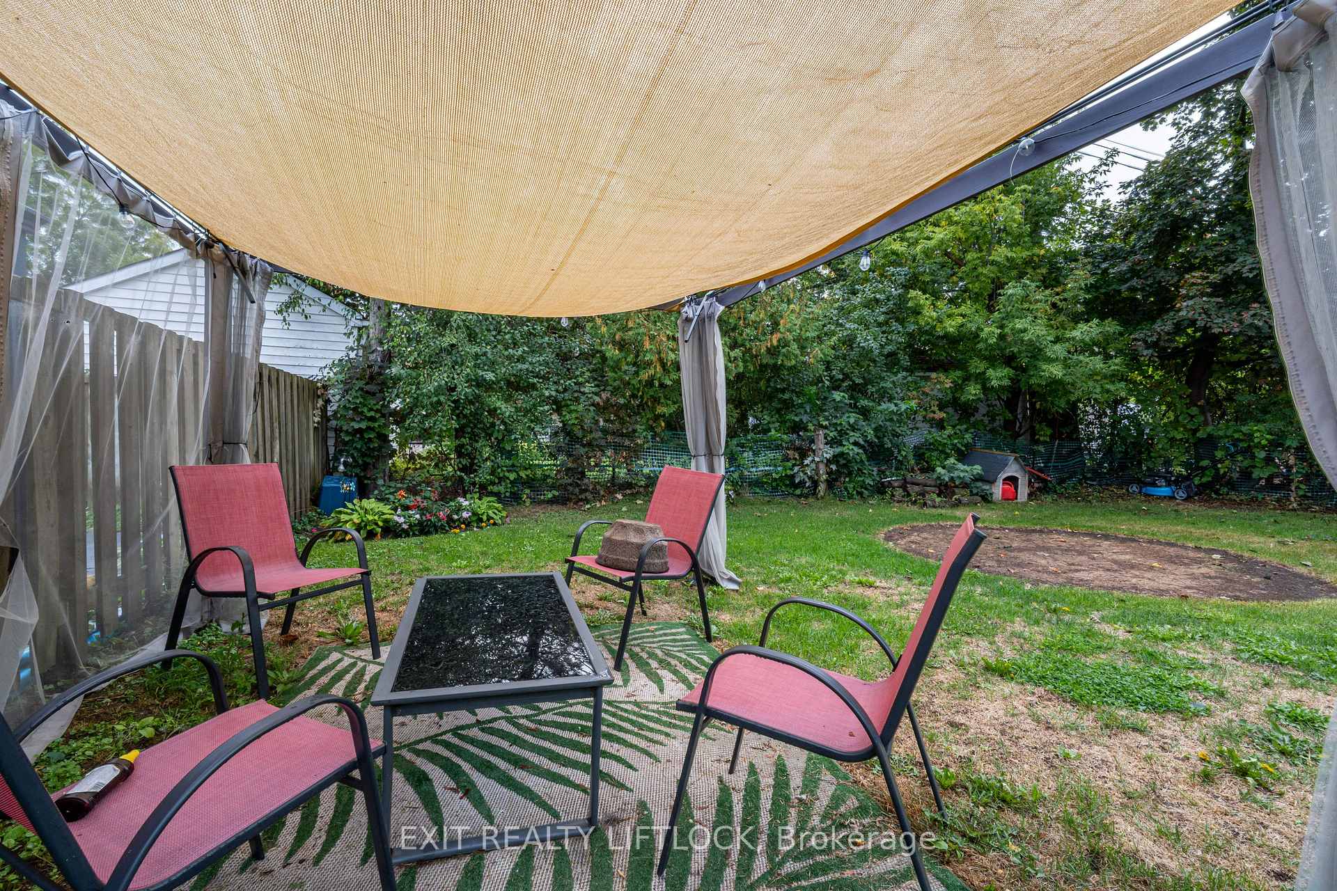 Photo 20 of 489 Hamilton Street, Peterborough, Otonabee Ward 1 — HOMEH