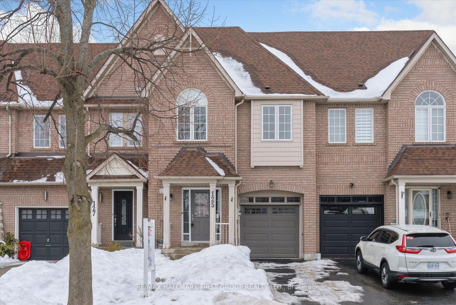 Front of 125 Stokely Crescent