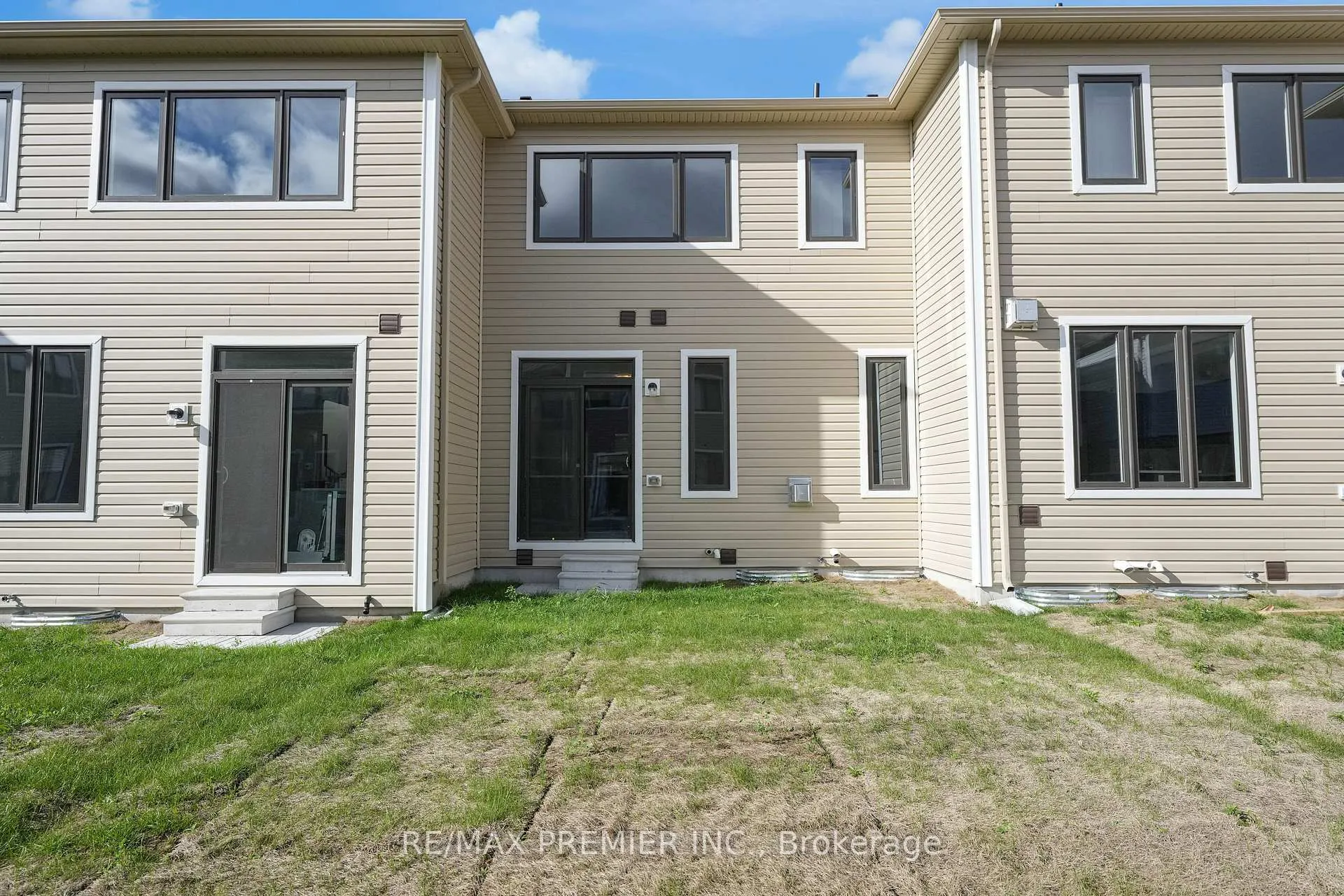 Photo 86 of 16 Prudhoe Terrace, Barrie, Rural Barrie Southeast — HOMEH