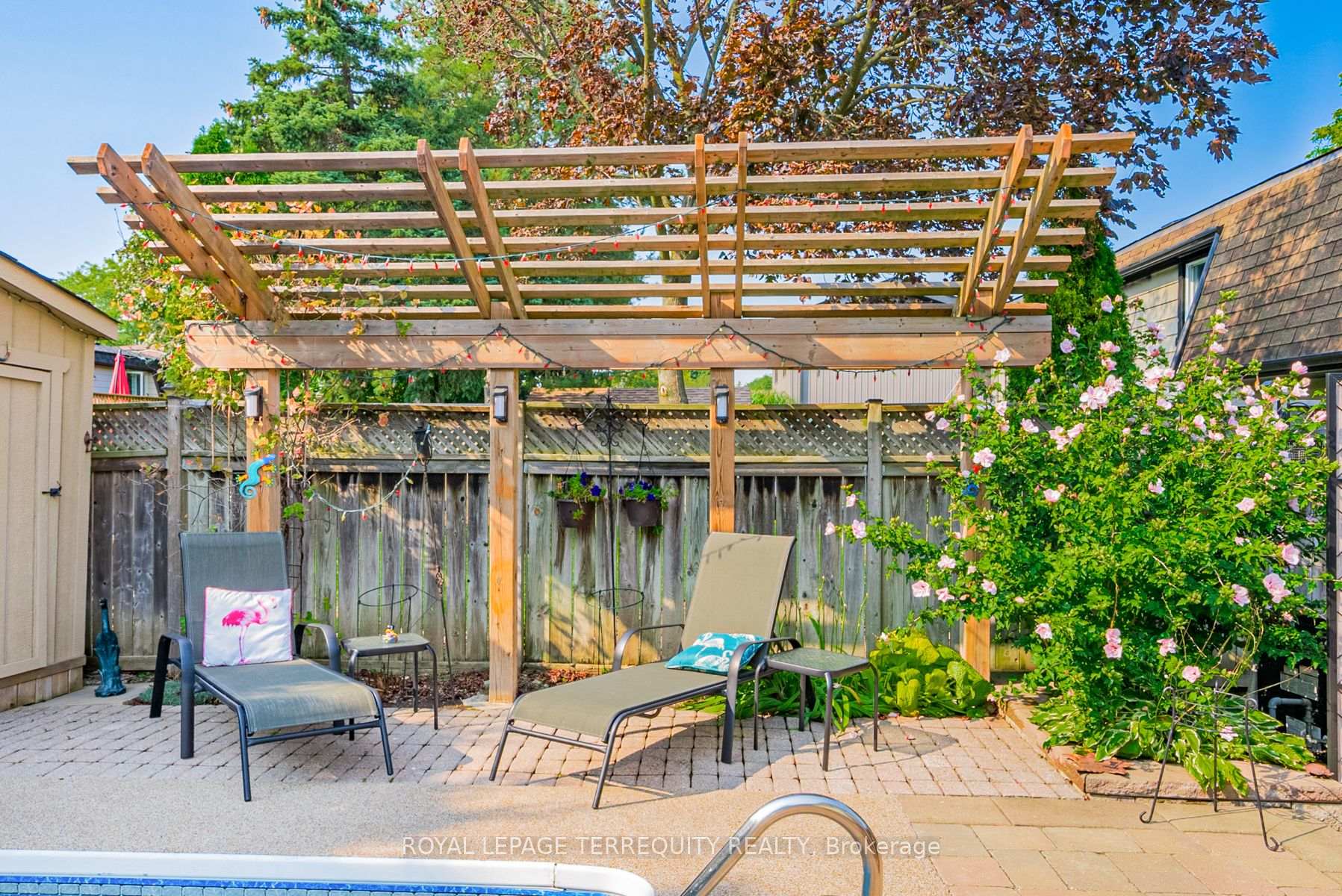 Photo 9 of 24 Glenmount Court, Whitby, Lynde Creek — HOMEH