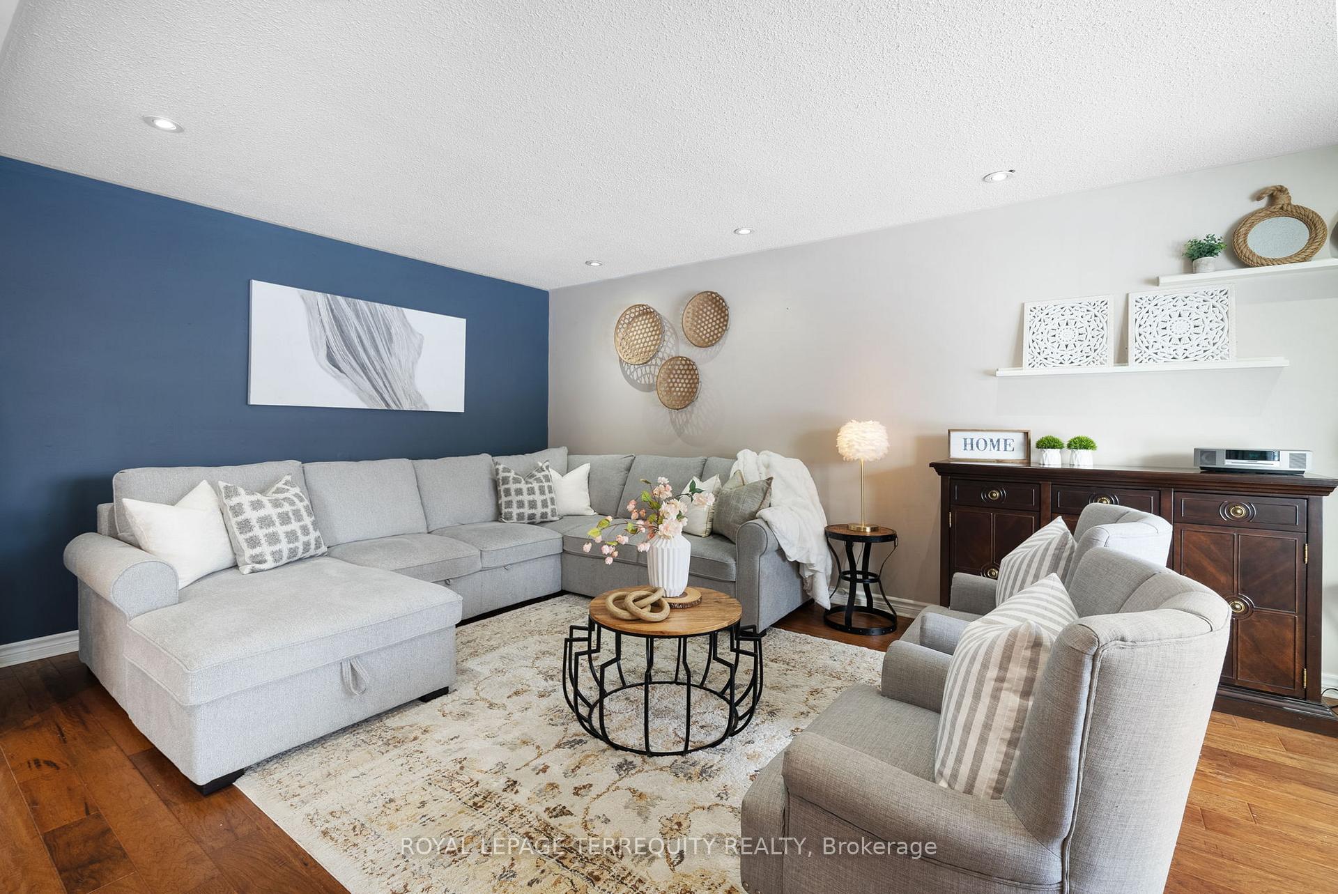 Photo 13 of 24 Glenmount Court, Whitby, Lynde Creek — HOMEH