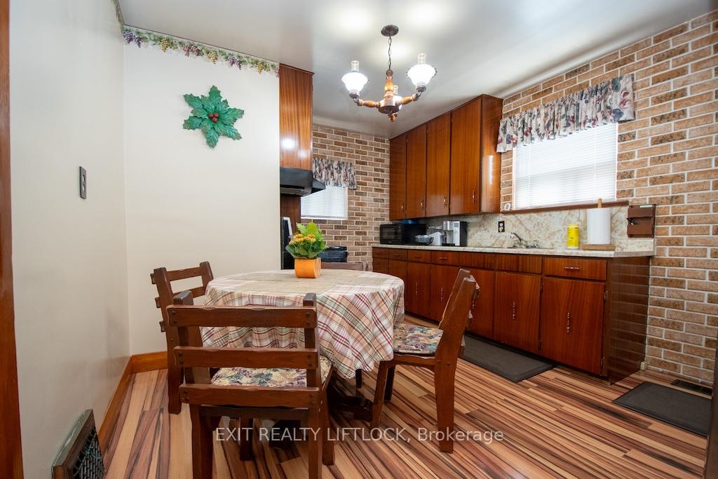 Photo 8 of 2537 Bensfort Road, Peterborough, Ashburnham Ward 4 — HOMEH