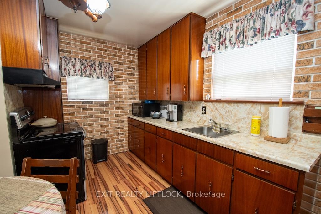 Photo 12 of 2537 Bensfort Road, Peterborough, Ashburnham Ward 4 — HOMEH