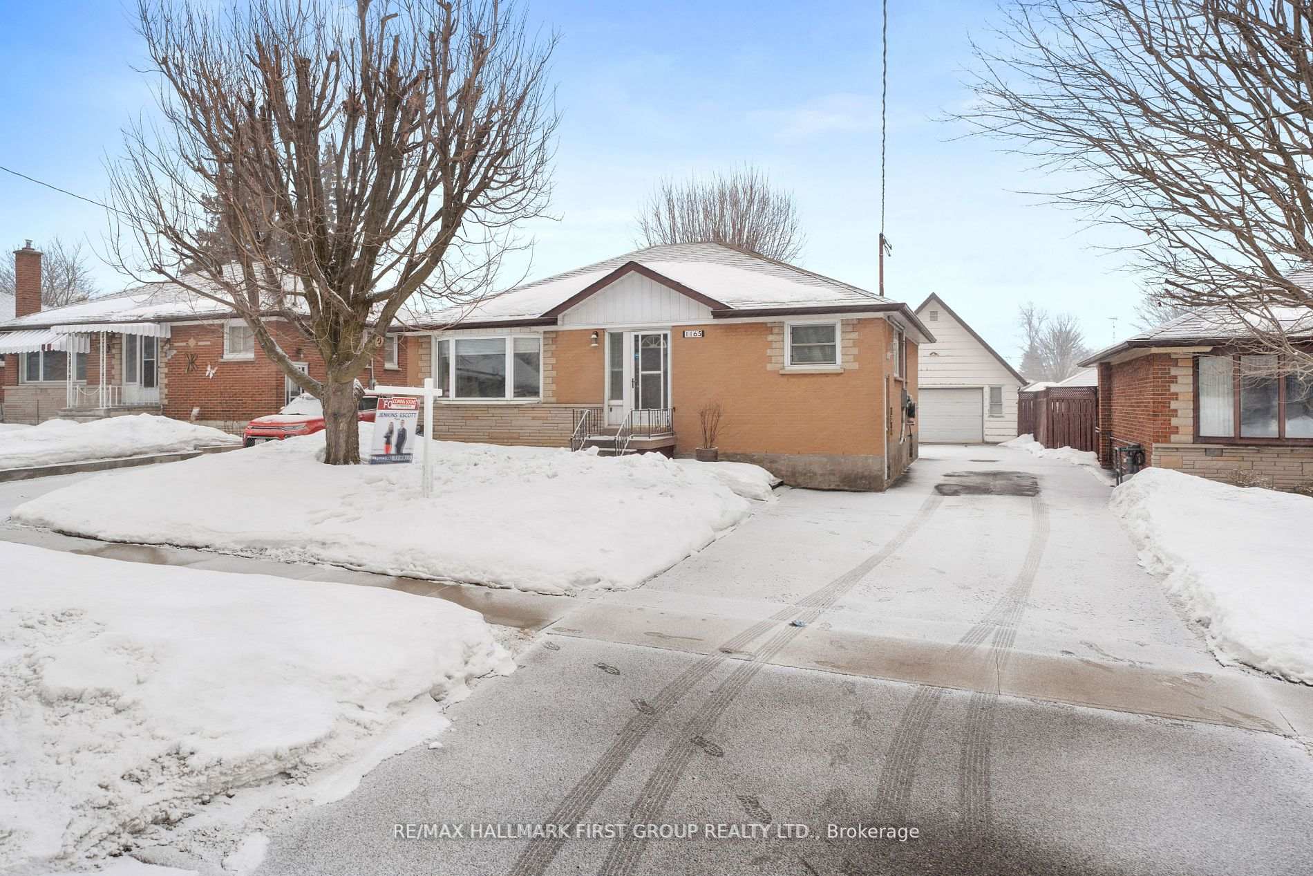 Front of 1165 Ravine Road