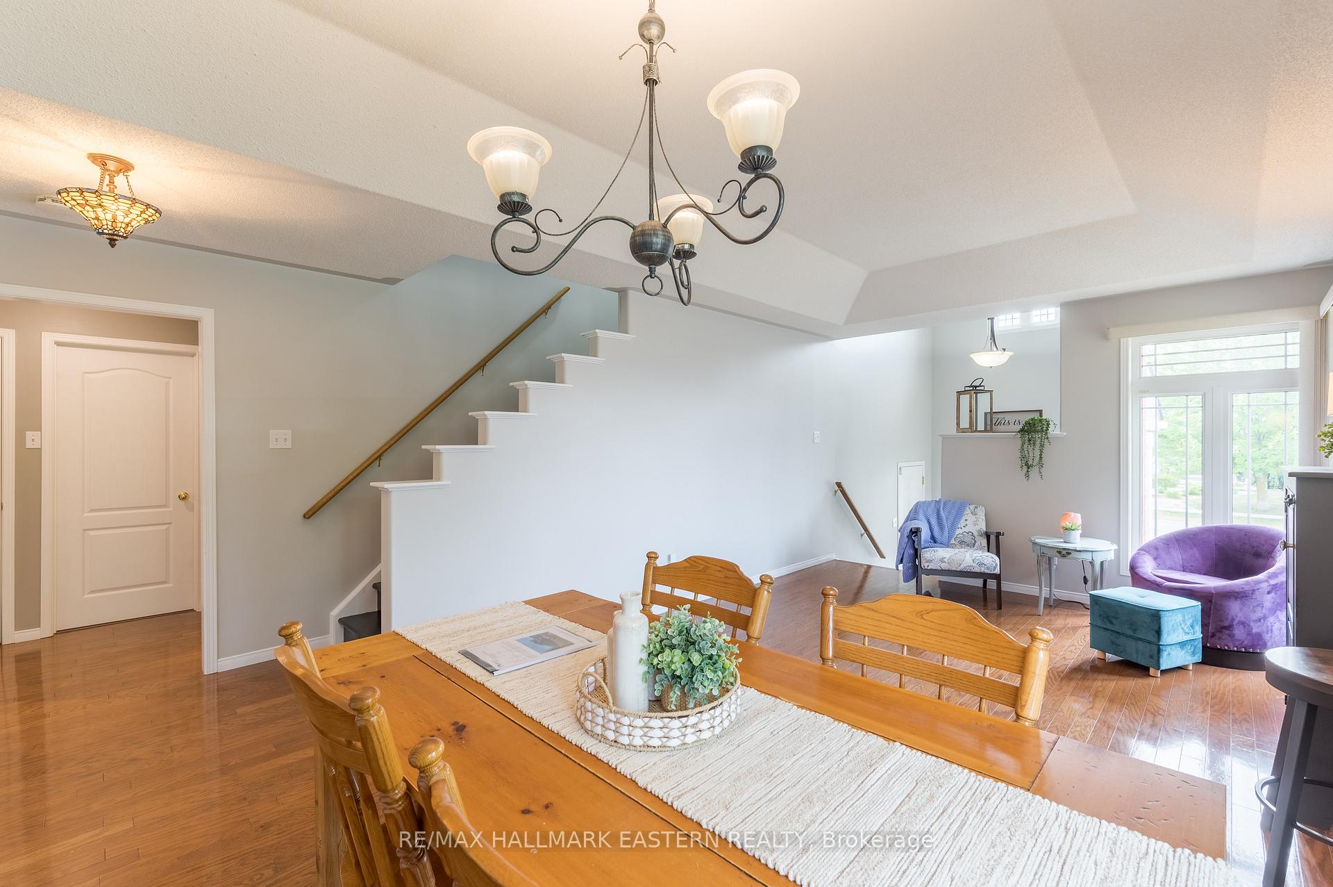 Photo 11 of 1912 Giles Avenue, Peterborough, Monaghan Ward 2 — HOMEH