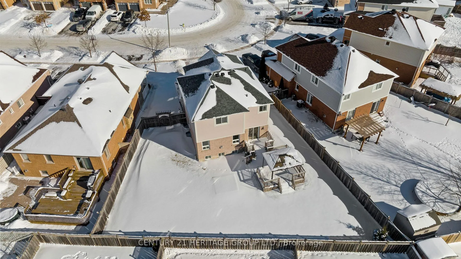 Photo 60 of 18 Tudor Crescent, Barrie, Innis-Shore — HOMEH