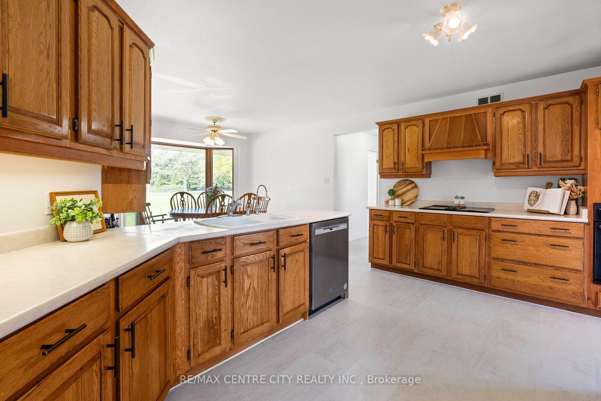 Photo 25 of 8808 Mitchell Road, Bayham, Rural Bayham — HOMEH