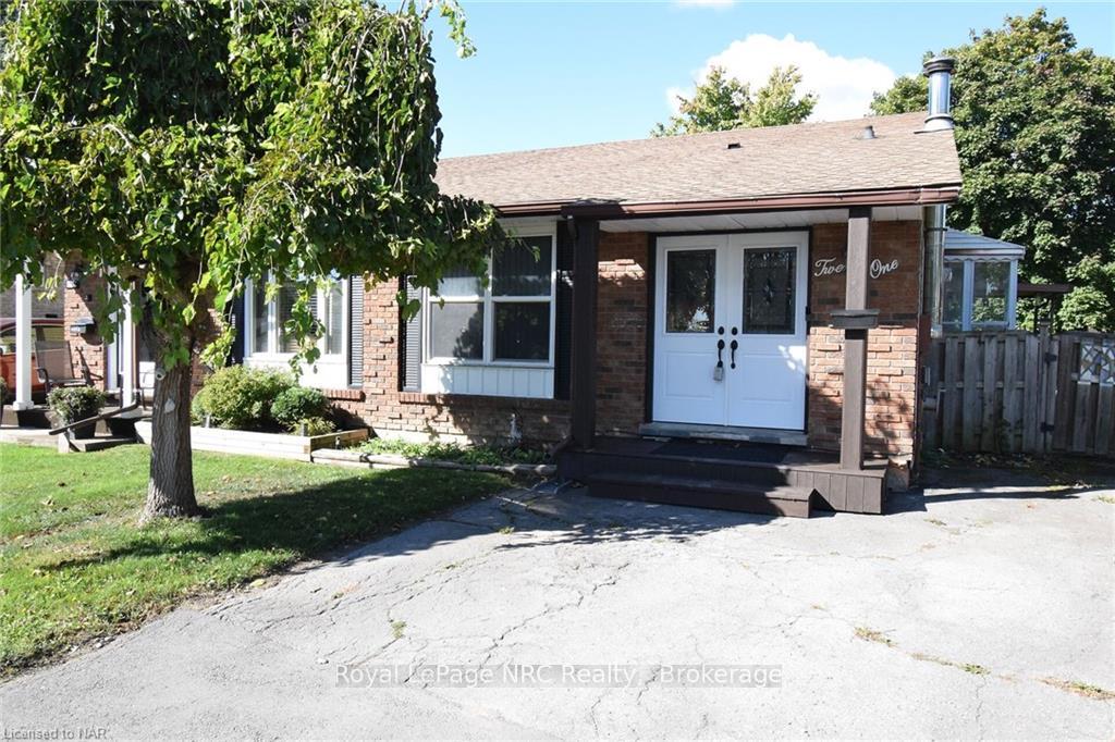 Front of 21 Fairlawn Crescent