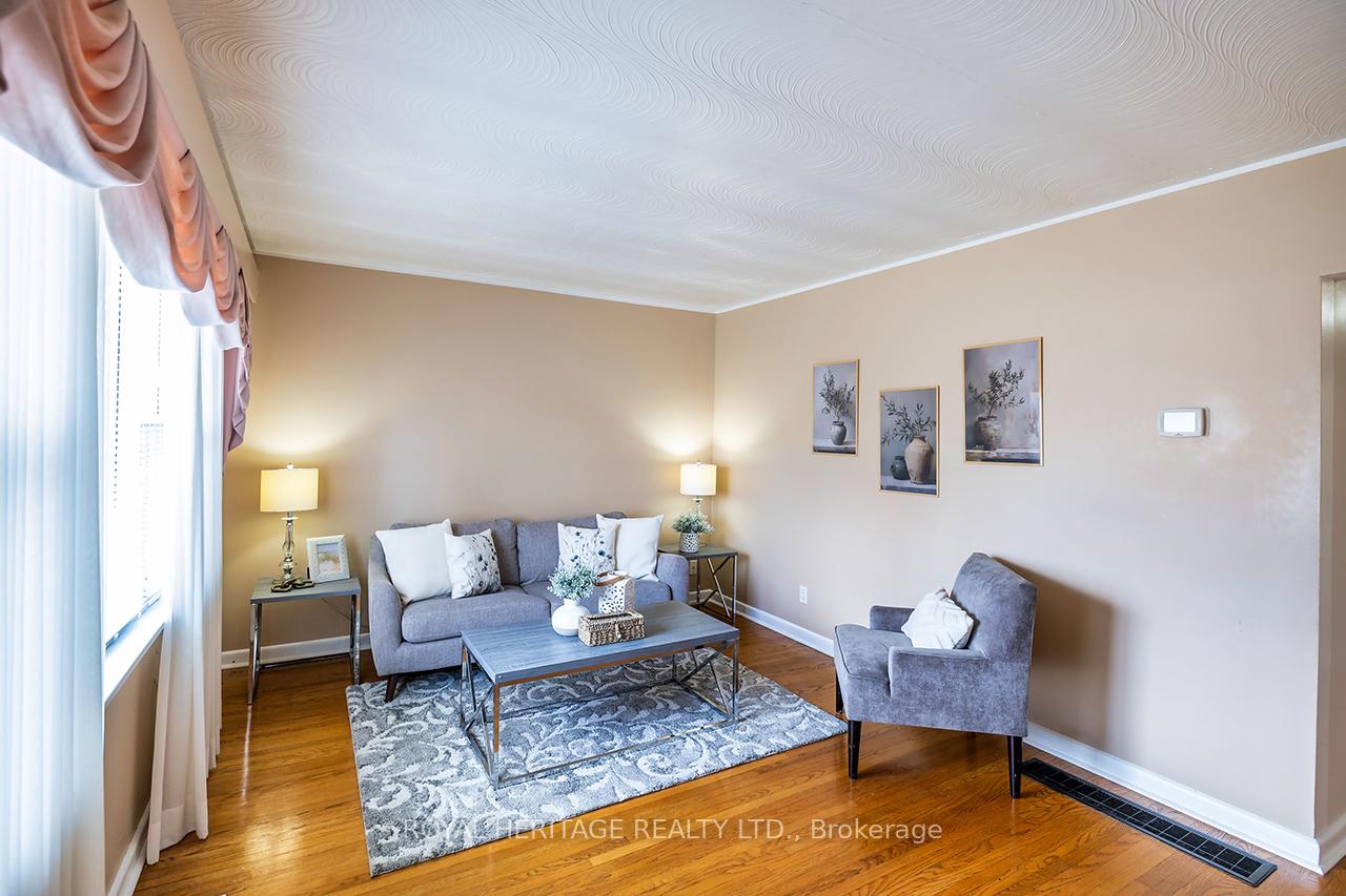 Photo 4 of 362 Baldwin Street, Oshawa, Donevan — HOMEH