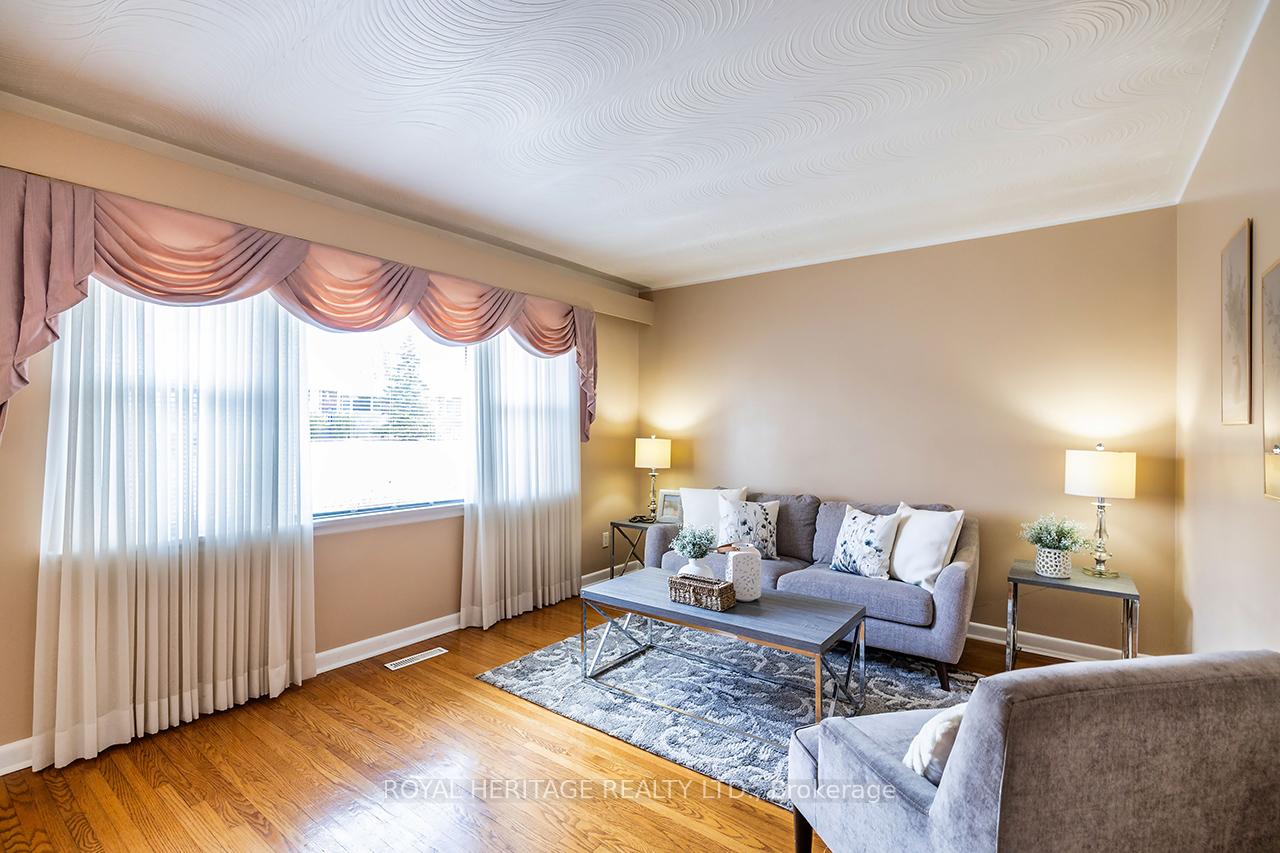 Photo 5 of 362 Baldwin Street, Oshawa, Donevan — HOMEH