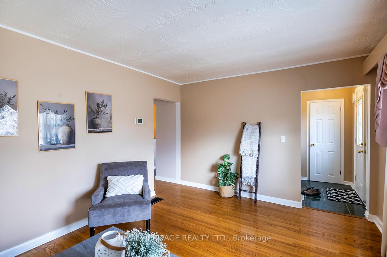 Photo 6 of 362 Baldwin Street, Oshawa, Donevan — HOMEH