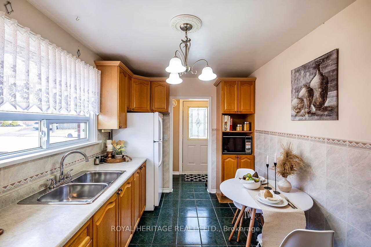 Photo 8 of 362 Baldwin Street, Oshawa, Donevan — HOMEH