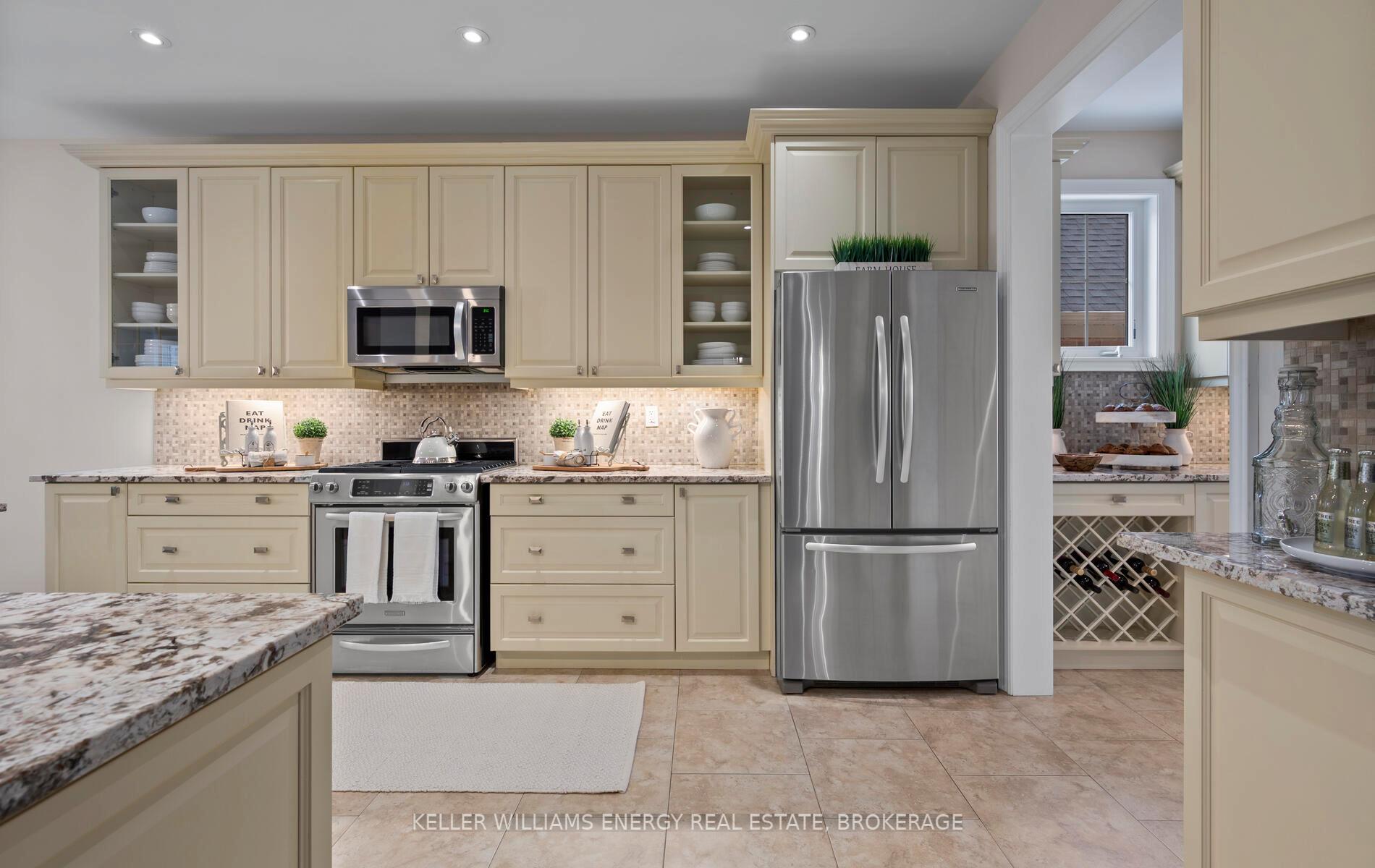 Photo 11 of 271 Montgomery Avenue, Whitby, Brooklin — HOMEH