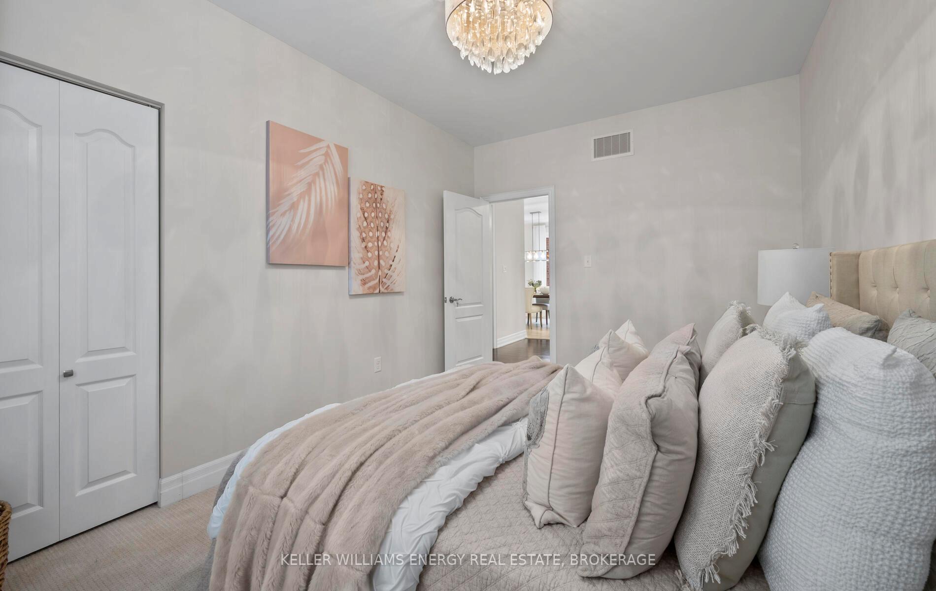 Photo 23 of 271 Montgomery Avenue, Whitby, Brooklin — HOMEH