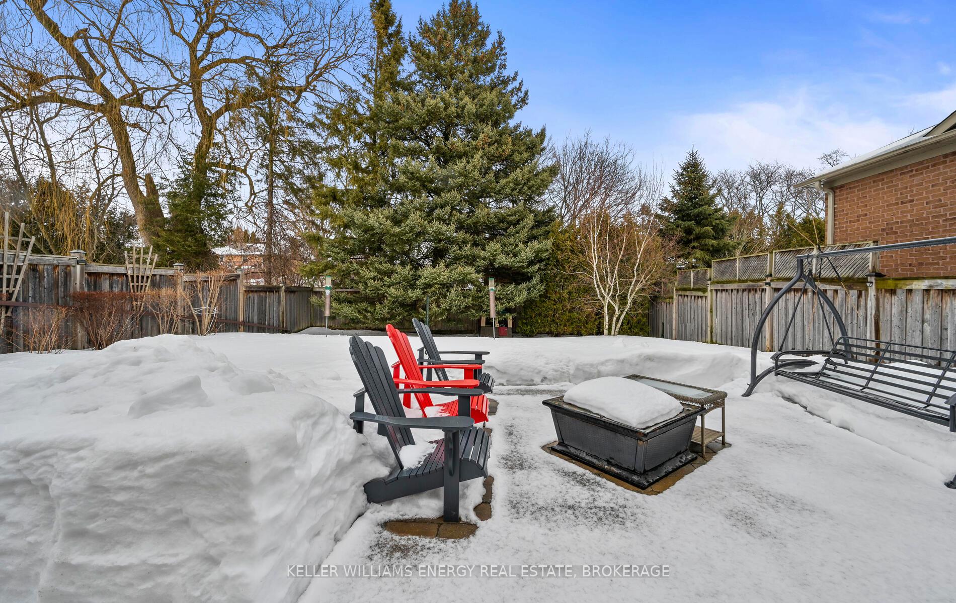 Photo 37 of 271 Montgomery Avenue, Whitby, Brooklin — HOMEH