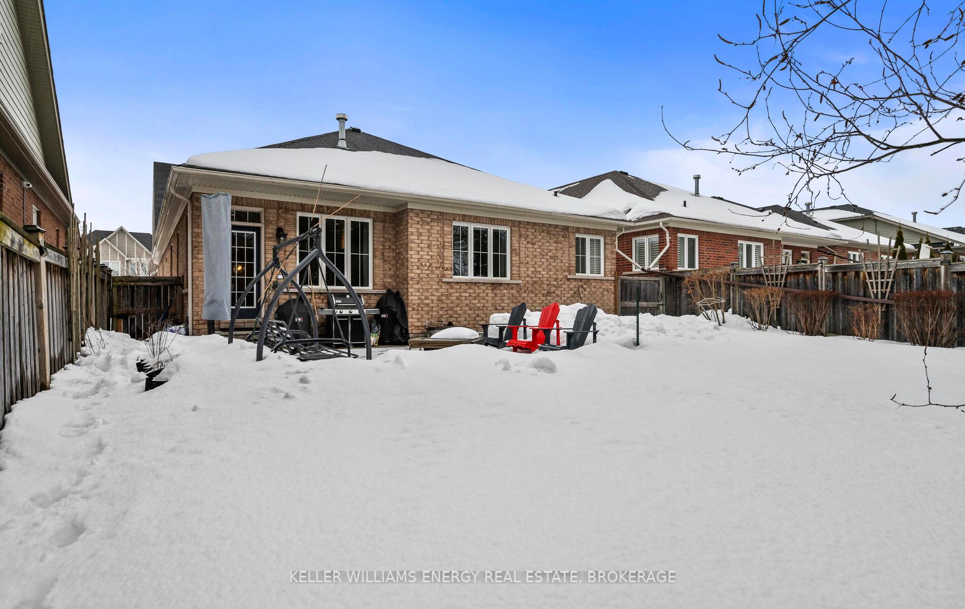 Photo 38 of 271 Montgomery Avenue, Whitby, Brooklin — HOMEH