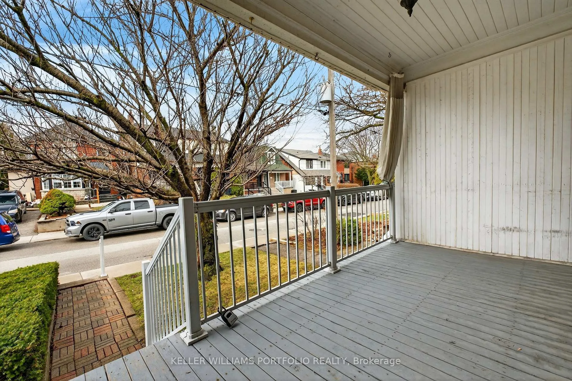 Photo 4 of 31 Mcroberts Avenue, Toronto, Corso Italia-Davenport — HOMEH