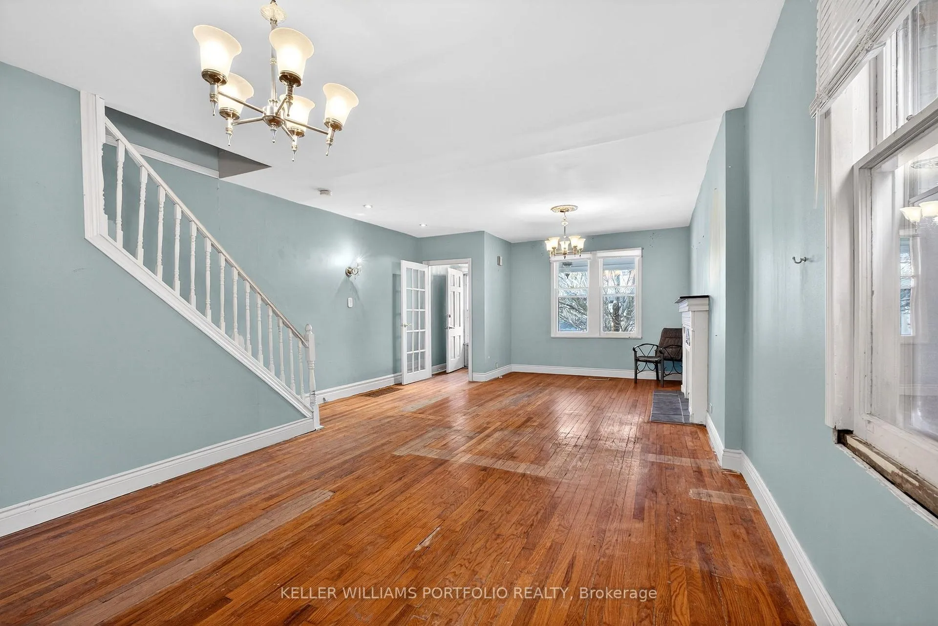 Photo 10 of 31 Mcroberts Avenue, Toronto, Corso Italia-Davenport — HOMEH