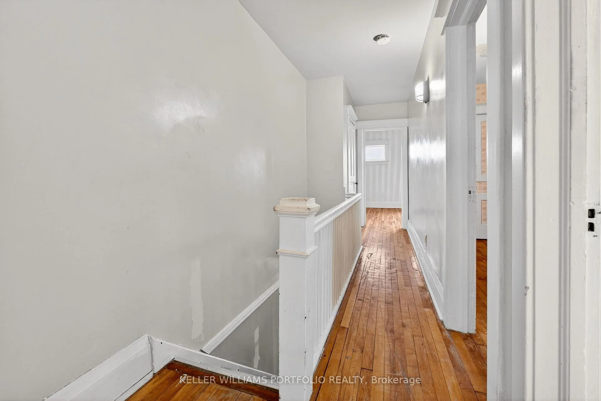 Photo 14 of 31 Mcroberts Avenue, Toronto, Corso Italia-Davenport — HOMEH