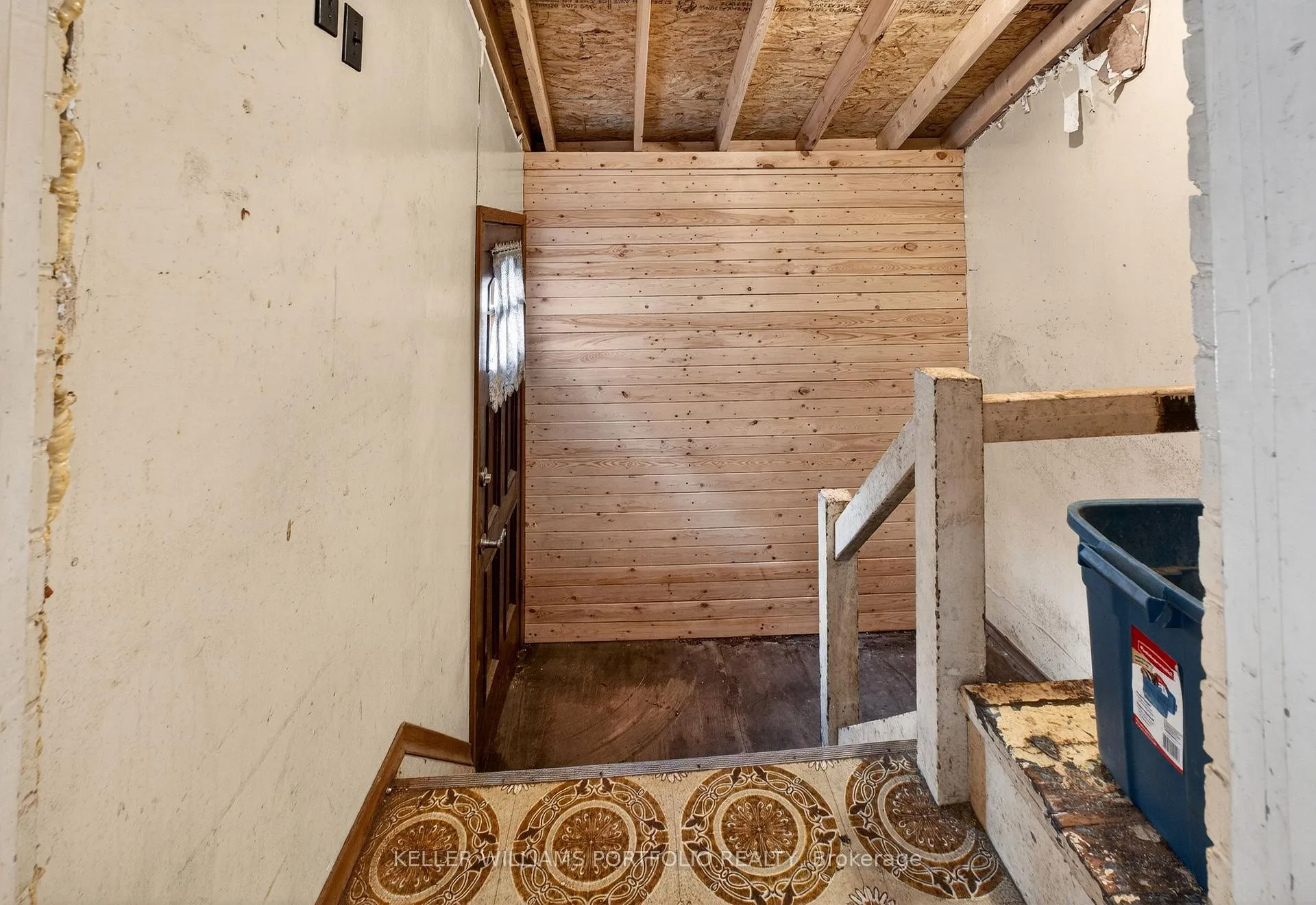 Photo 29 of 31 Mcroberts Avenue, Toronto, Corso Italia-Davenport — HOMEH