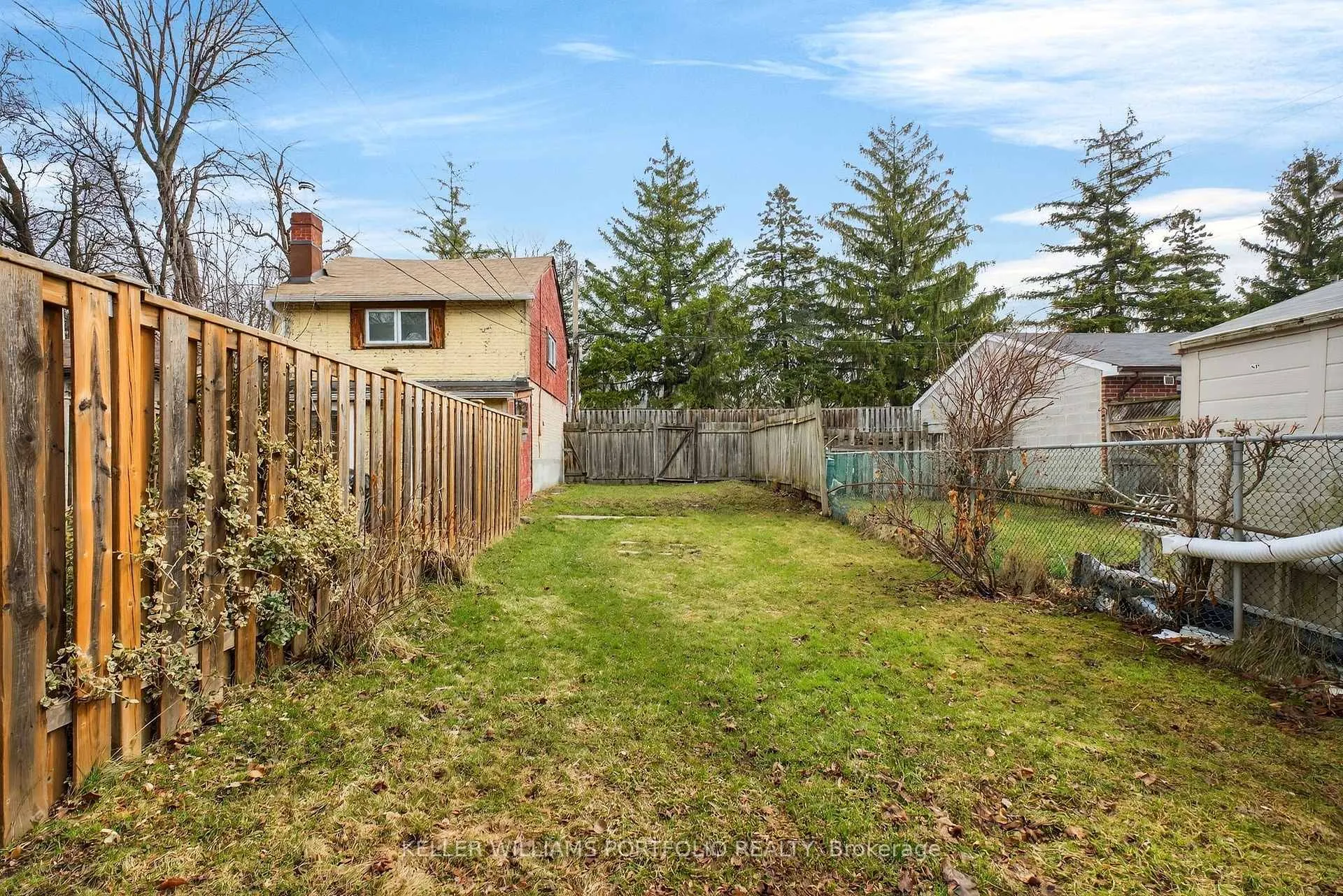 Photo 31 of 31 Mcroberts Avenue, Toronto, Corso Italia-Davenport — HOMEH