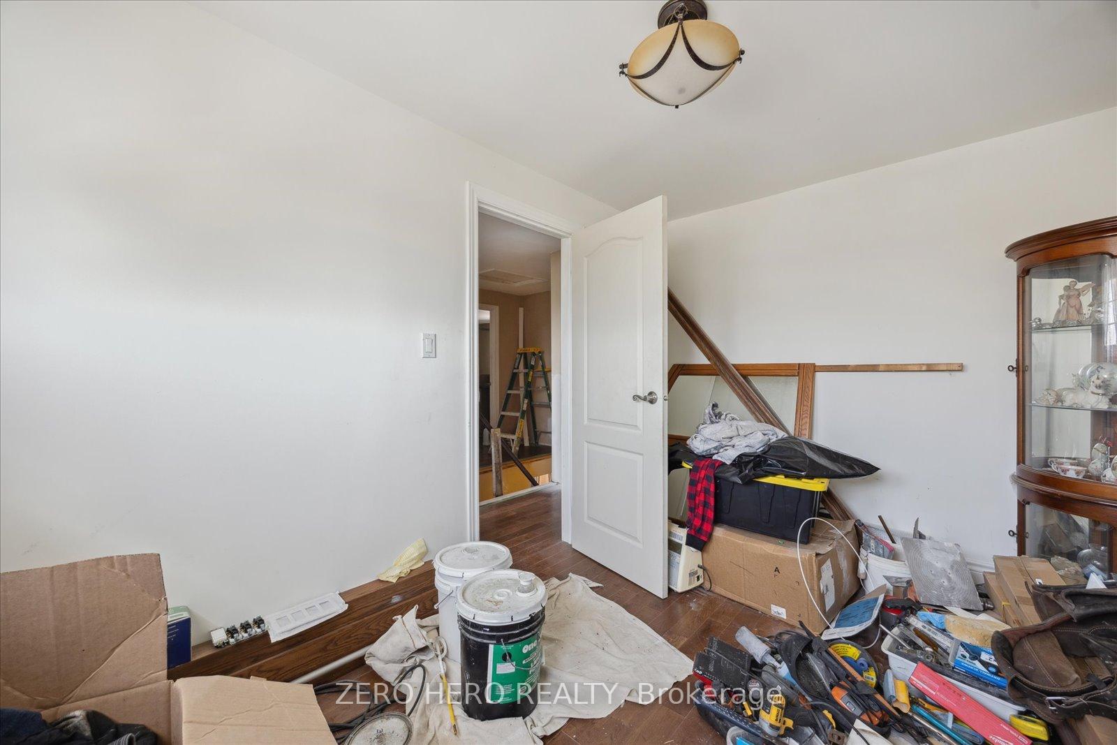 Photo 14 of 140 Springdale Crescent, Oshawa, Donevan — HOMEH