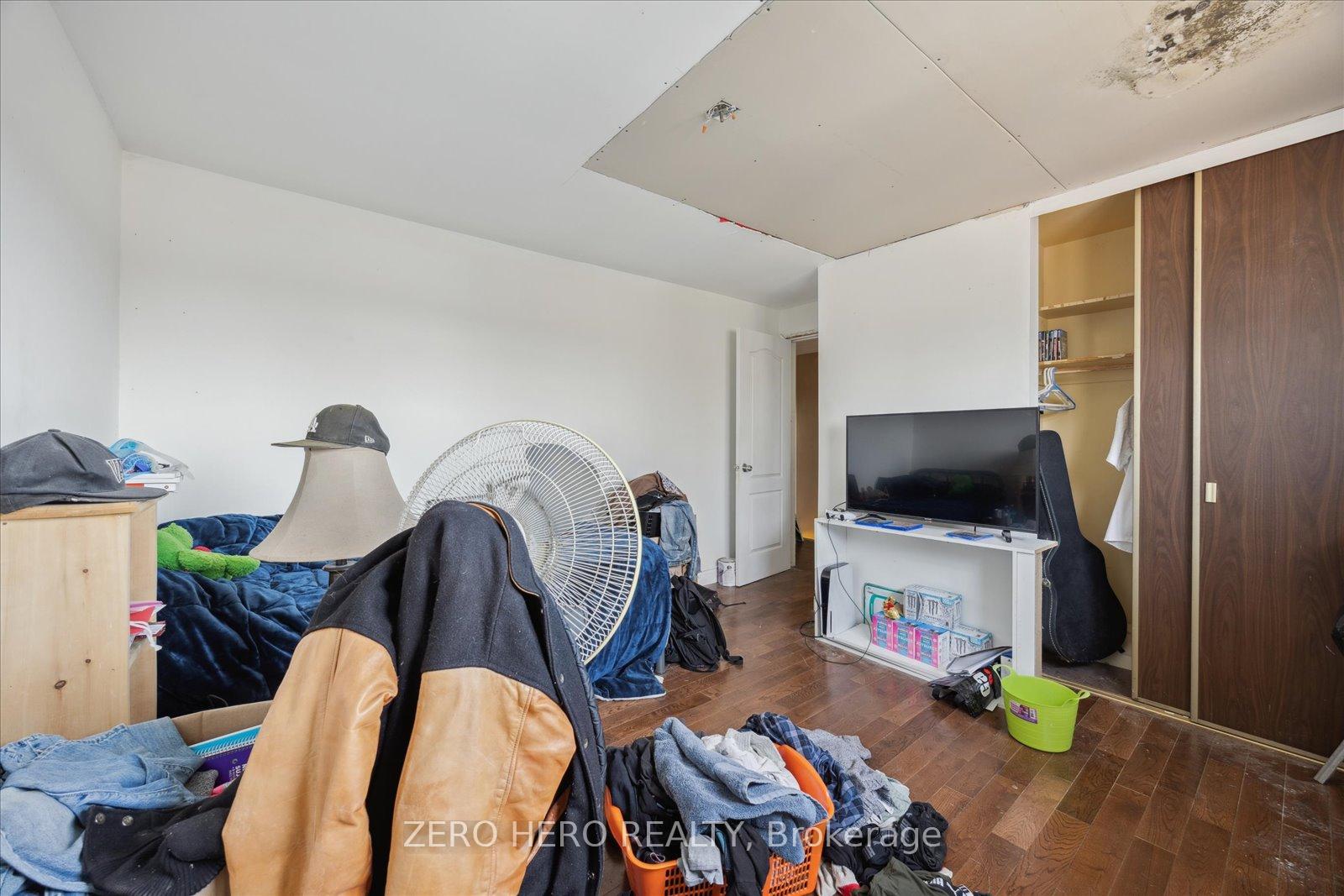 Photo 17 of 140 Springdale Crescent, Oshawa, Donevan — HOMEH