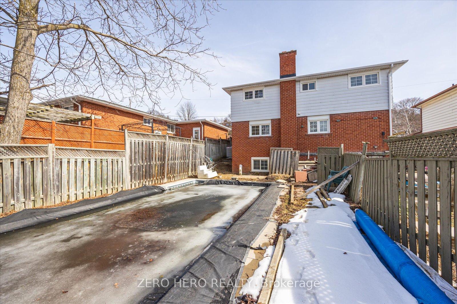 Photo 27 of 140 Springdale Crescent, Oshawa, Donevan — HOMEH