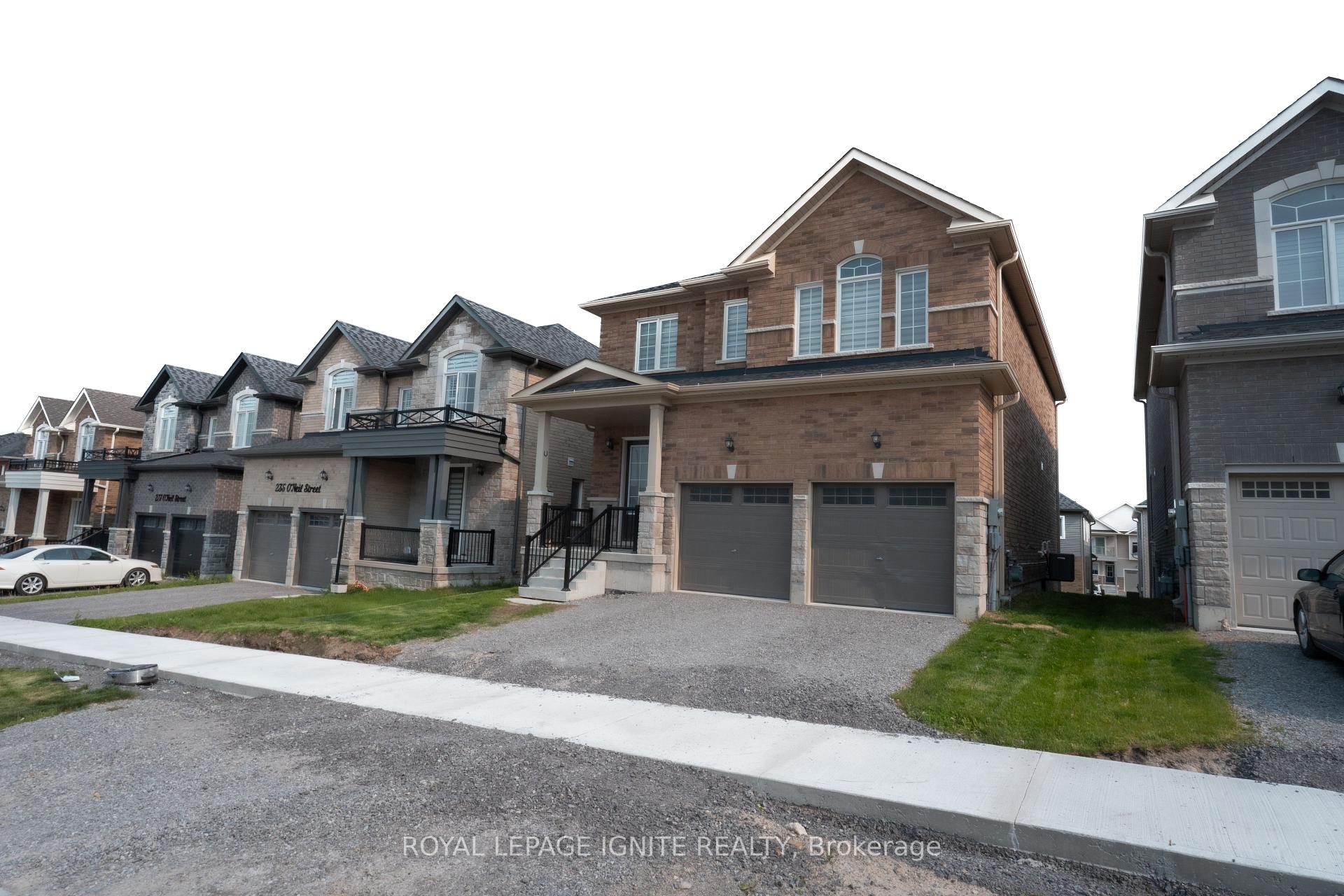 Photo 2 of 233 O'Neil Street, Peterborough, Monaghan Ward 2 — HOMEH