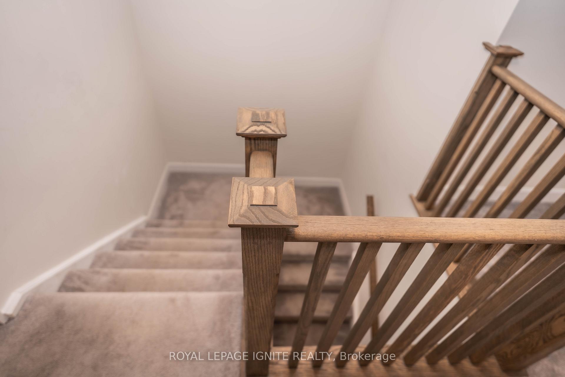 Photo 10 of 233 O'Neil Street, Peterborough, Monaghan Ward 2 — HOMEH
