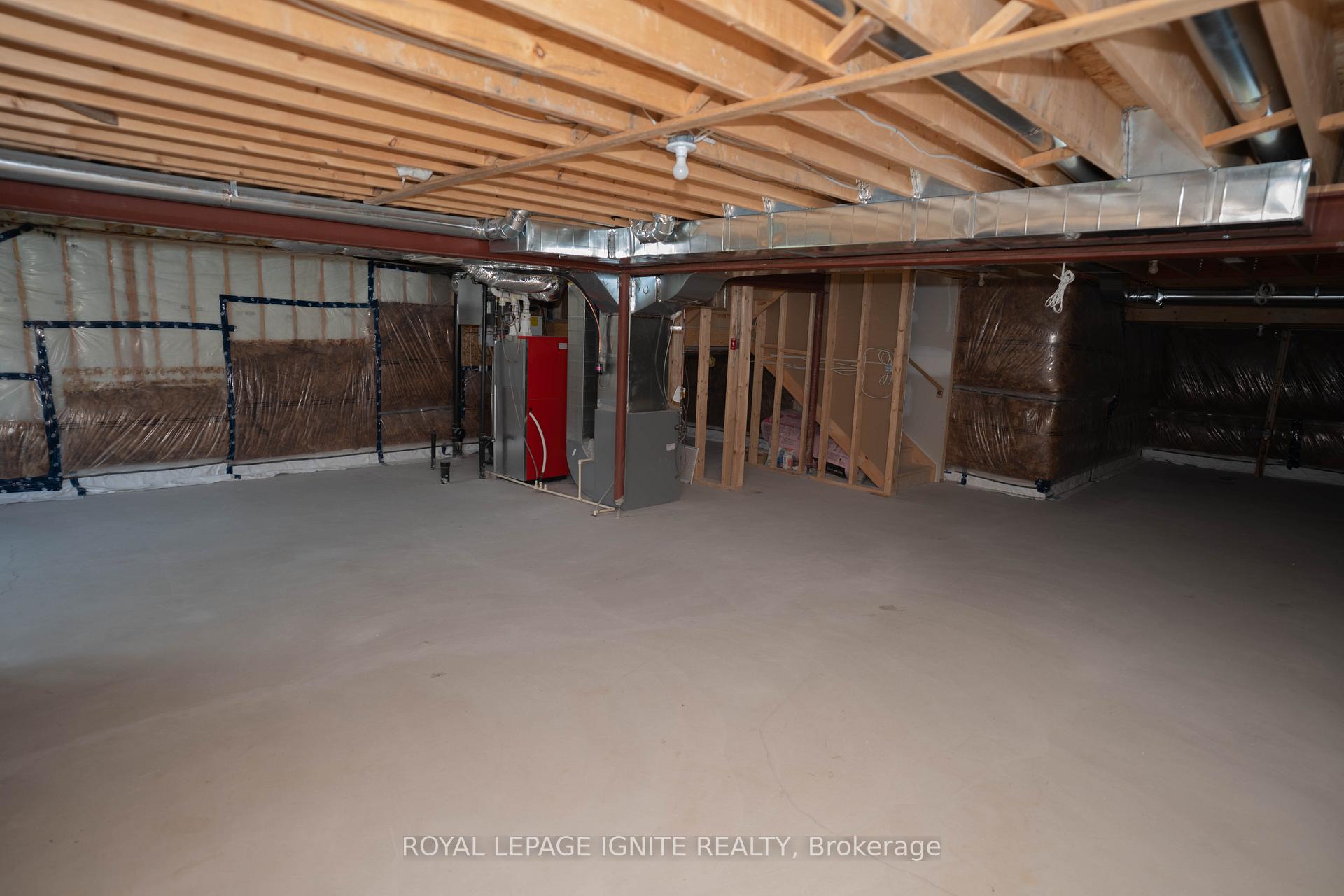 Photo 38 of 233 O'Neil Street, Peterborough, Monaghan Ward 2 — HOMEH