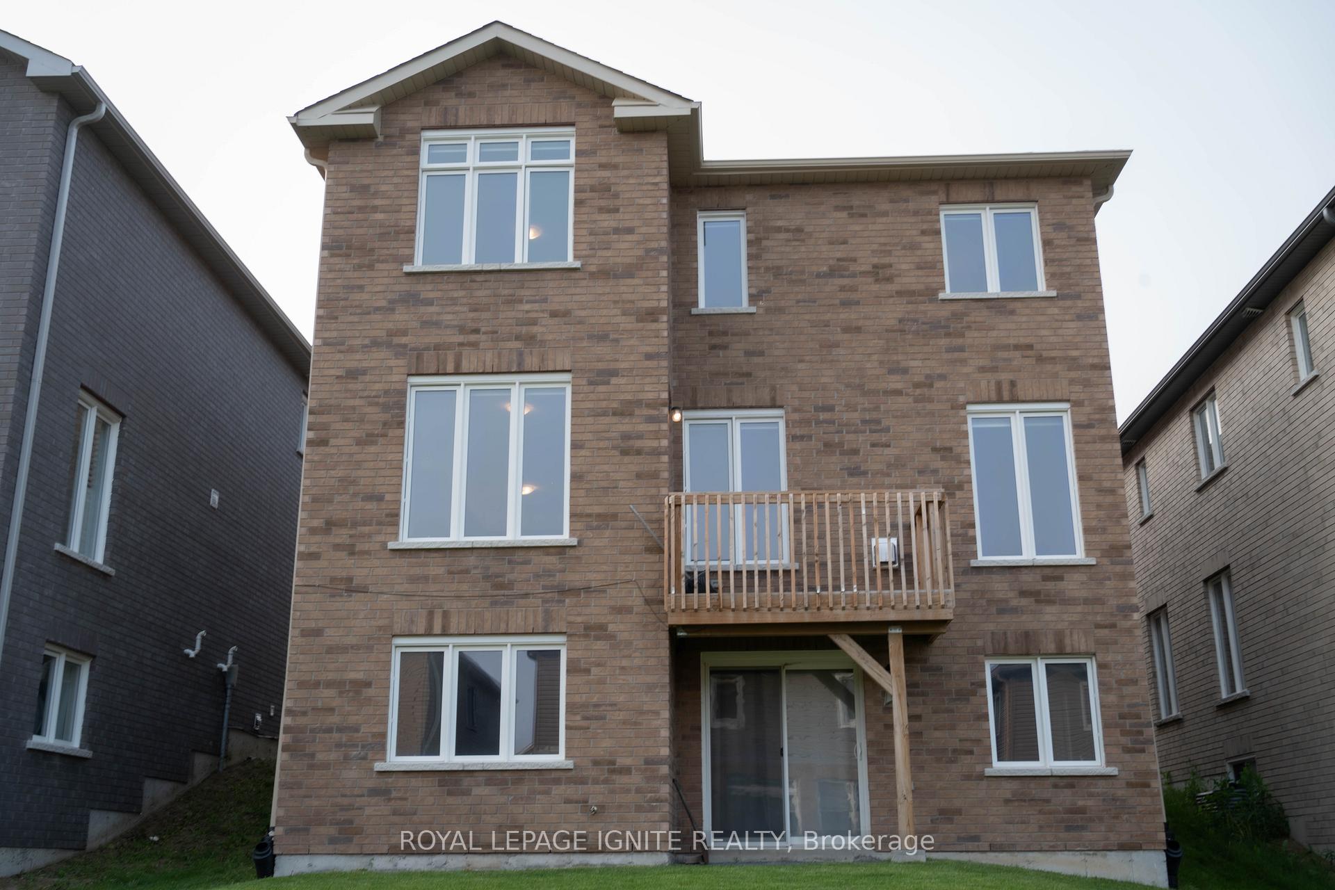 Photo 42 of 233 O'Neil Street, Peterborough, Monaghan Ward 2 — HOMEH